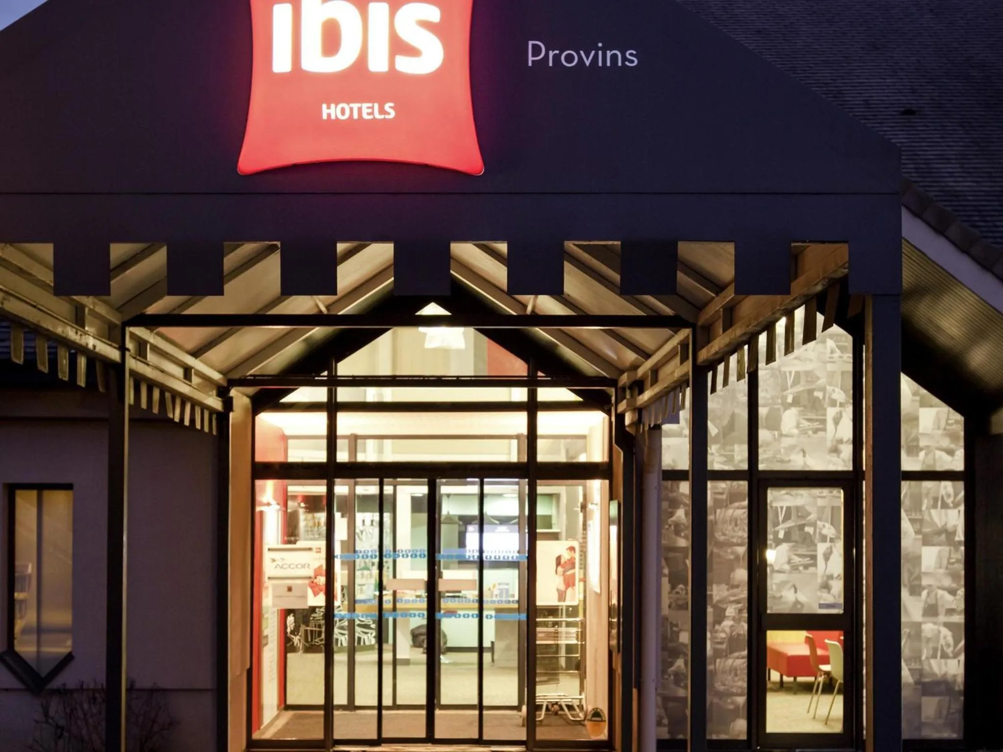 Property building in Ibis Provins