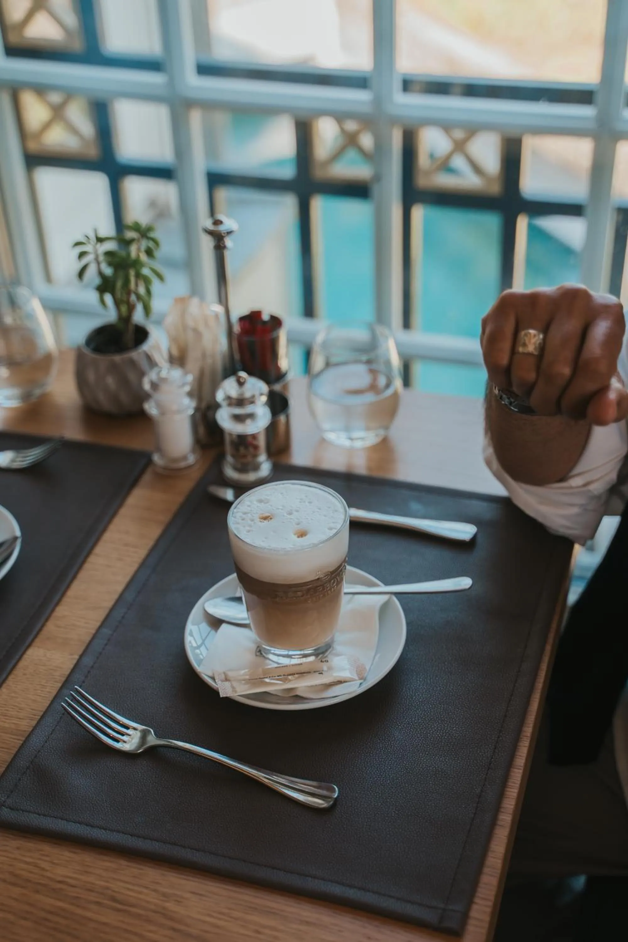 Restaurant/places to eat in Hotel Hofgut Georgenthal