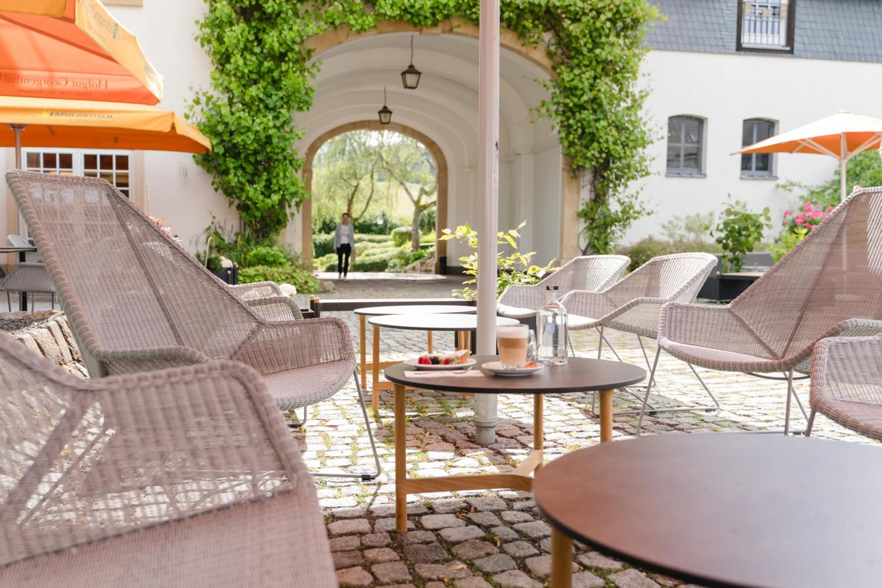 Property building in Hotel Hofgut Georgenthal