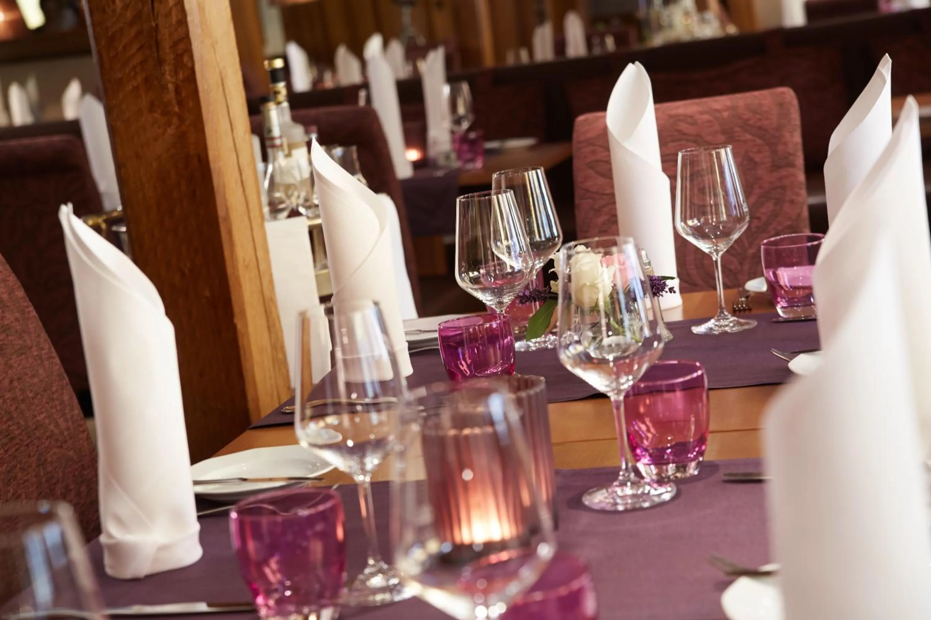 Restaurant/places to eat in Schloss Hotel Herborn