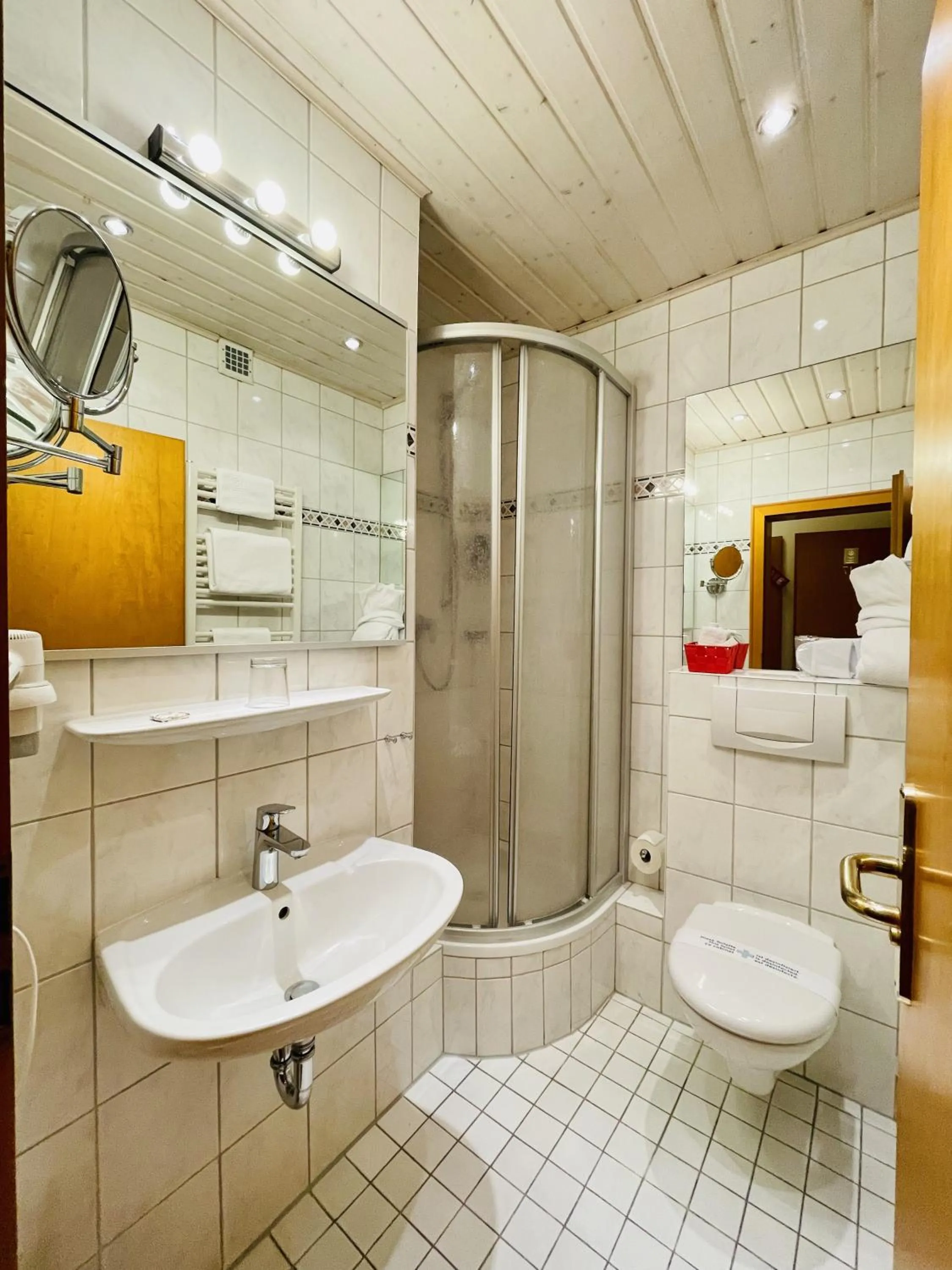 Bathroom in Schloss Hotel Herborn