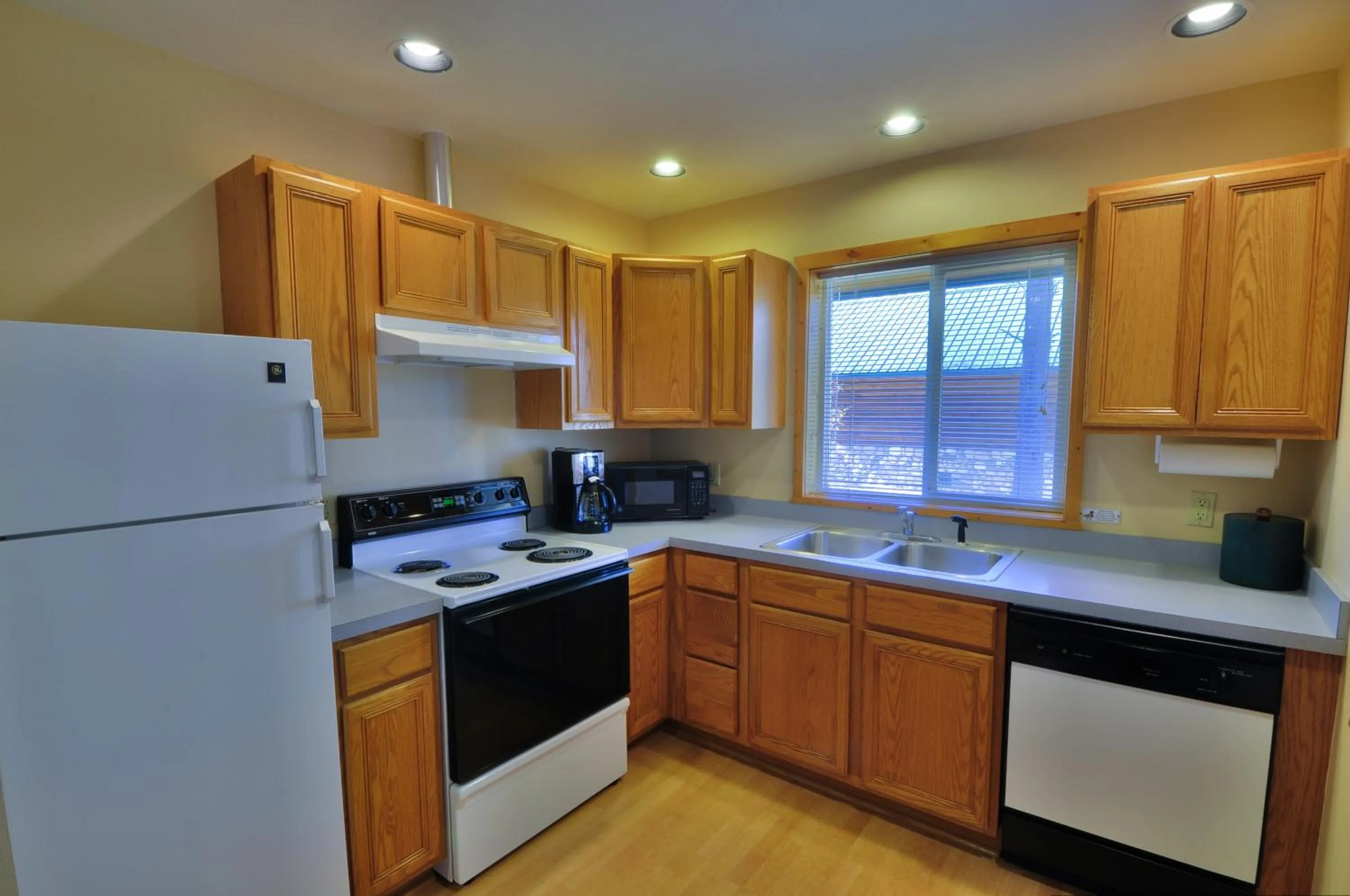 Kitchen or kitchenette in Paddle Ridge