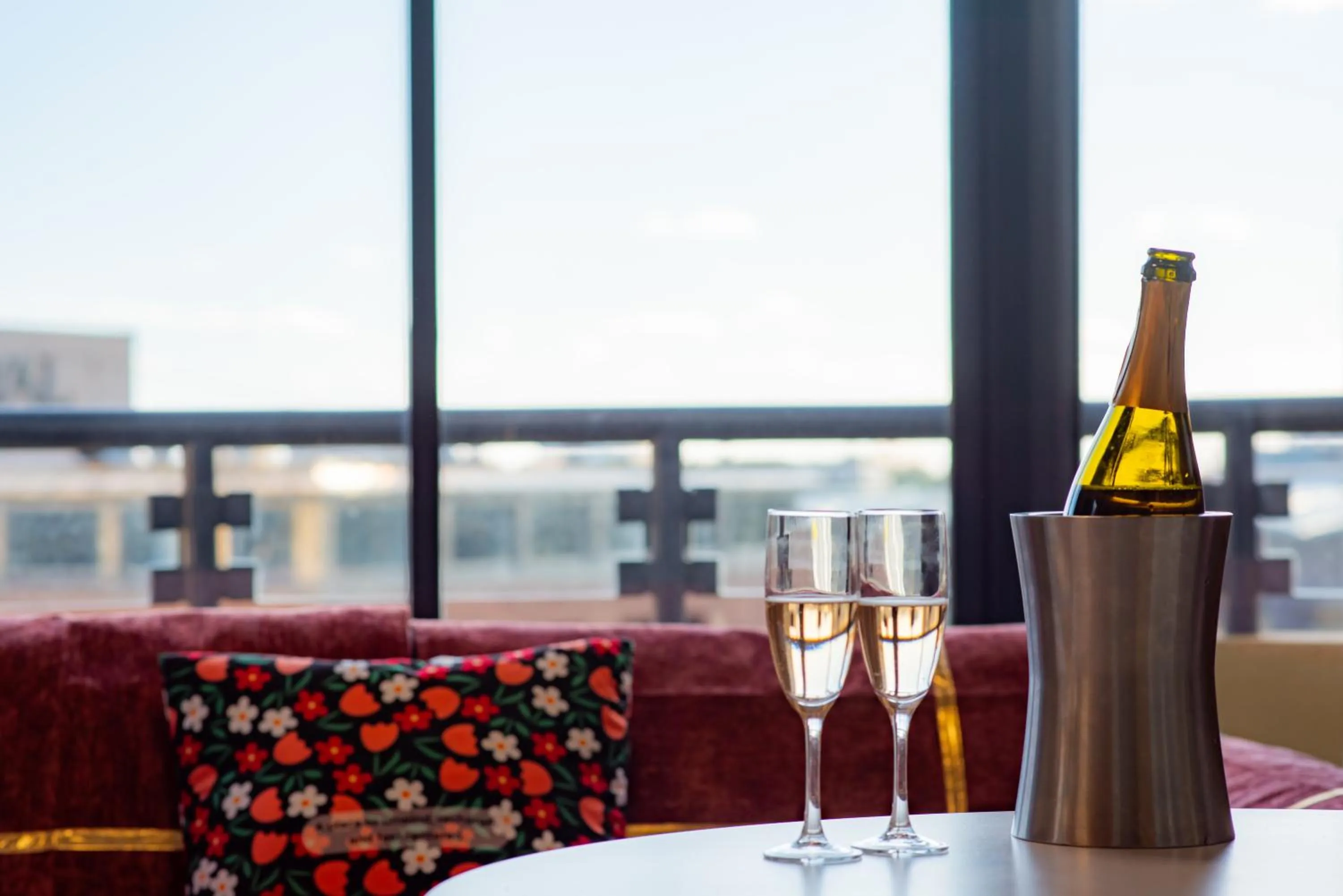 YEHS Hotel Sydney Harbour Suites