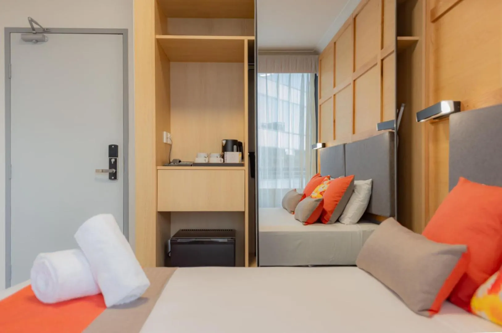 Photo of the whole room in YEHS Hotel Sydney Harbour Suites