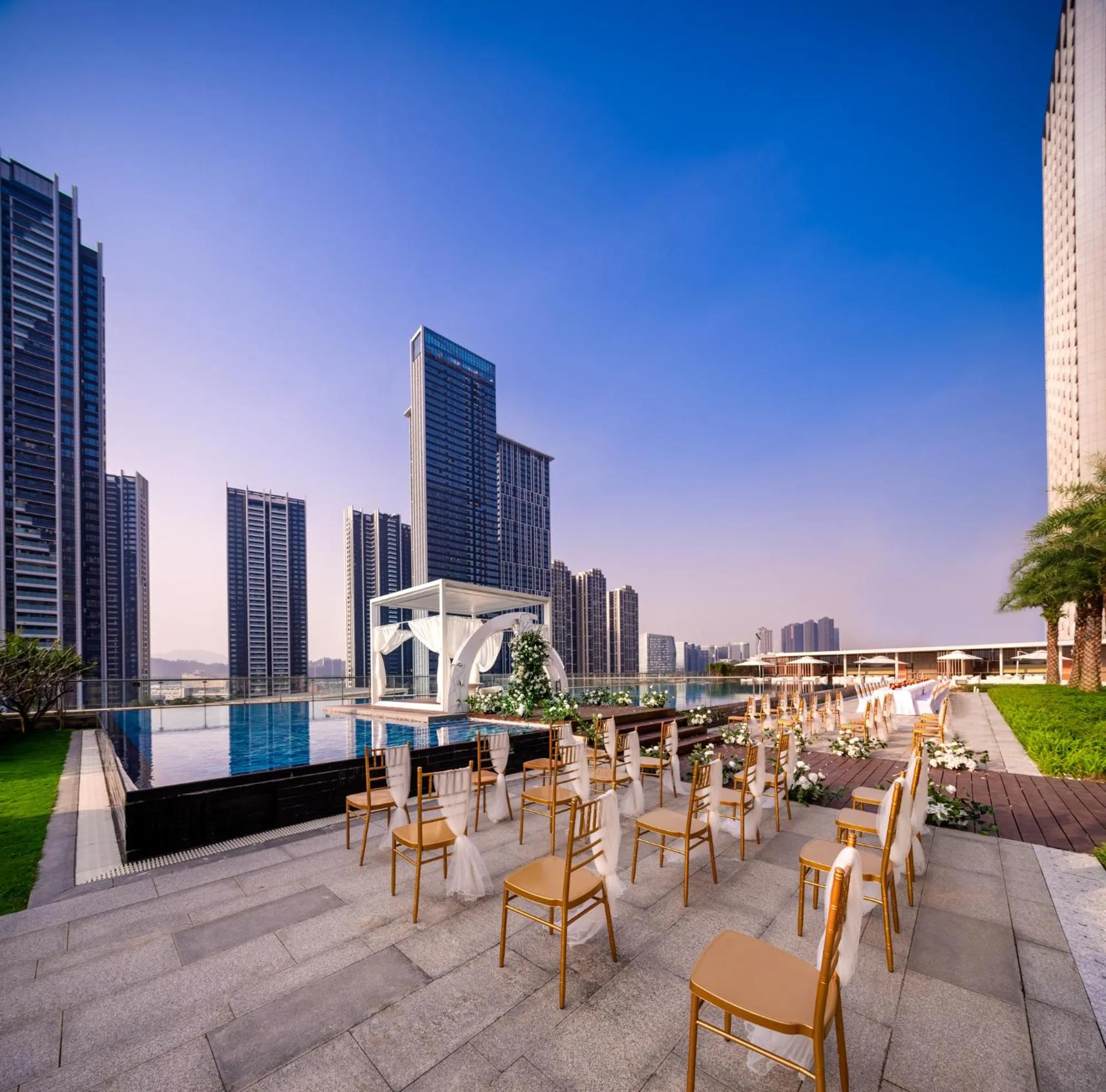 Balcony/Terrace in Genpla Hotel Shenzhen Nanshan