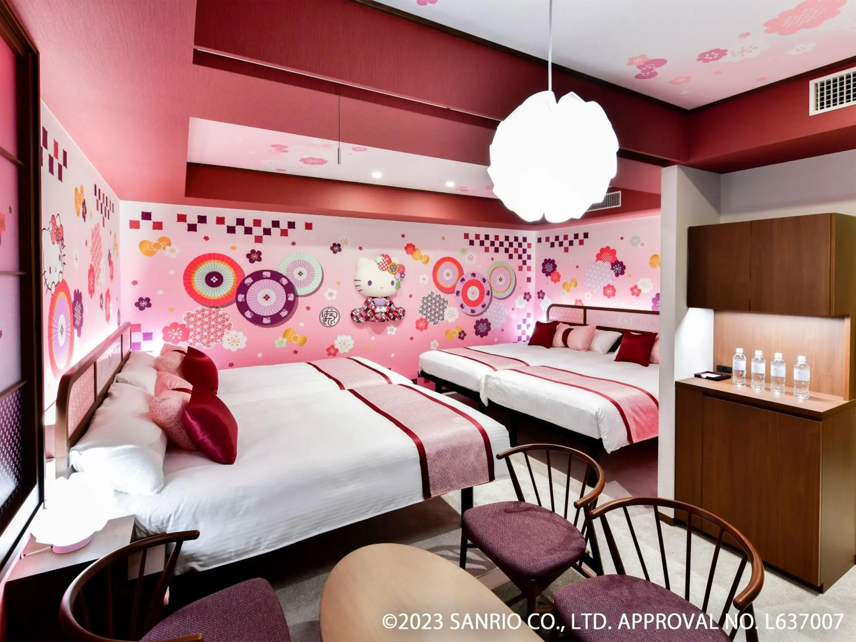 Hello Kitty Room -Wa modern- (Quadruple Room) in Asakusa Tobu Hotel Hello Kitty Room -Wa modern- (Quadruple Room) in Asakusa Tobu Hotel