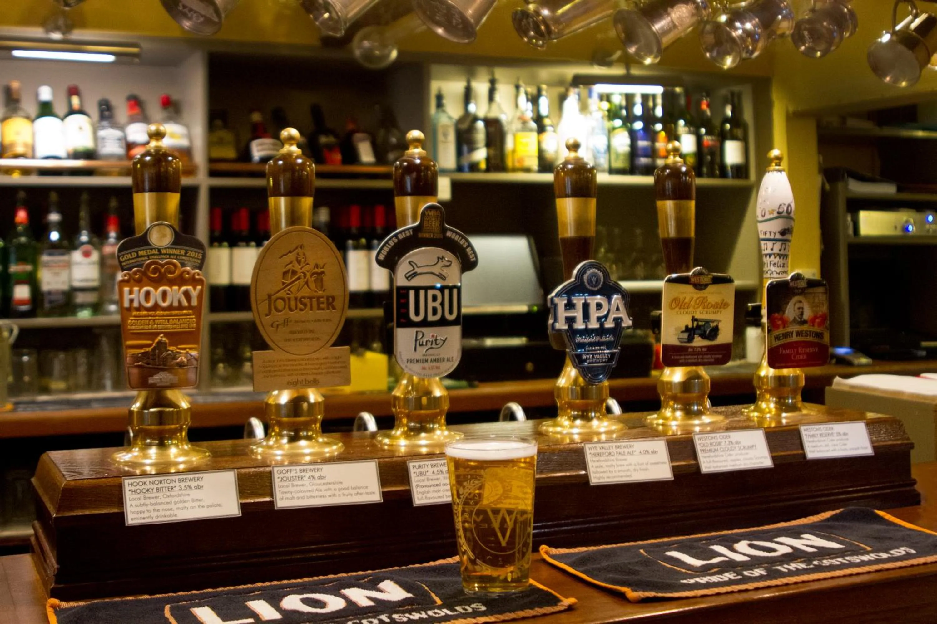 Drinks in Eight Bells Inn