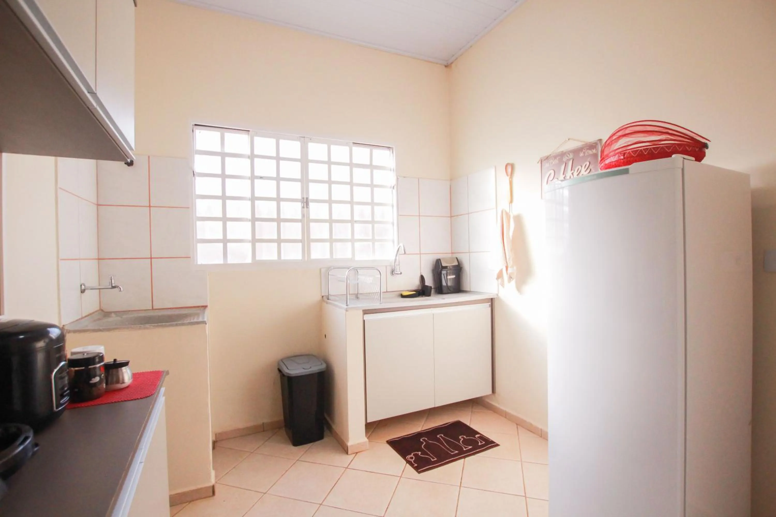 Kitchen or kitchenette in Ypê Flats e Containers