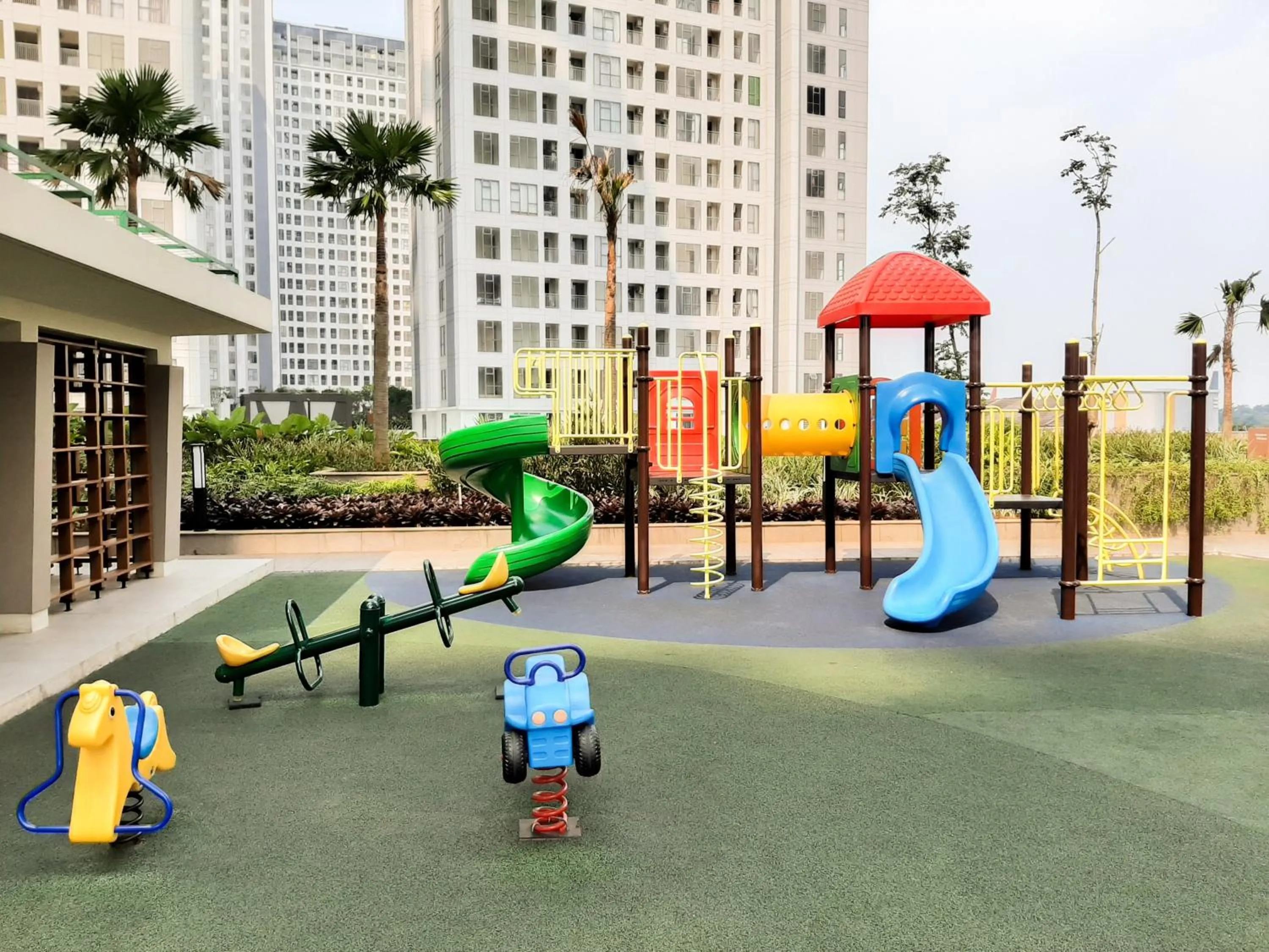 Highest Value 1BR Apartment at M-Town Signature By Travelio