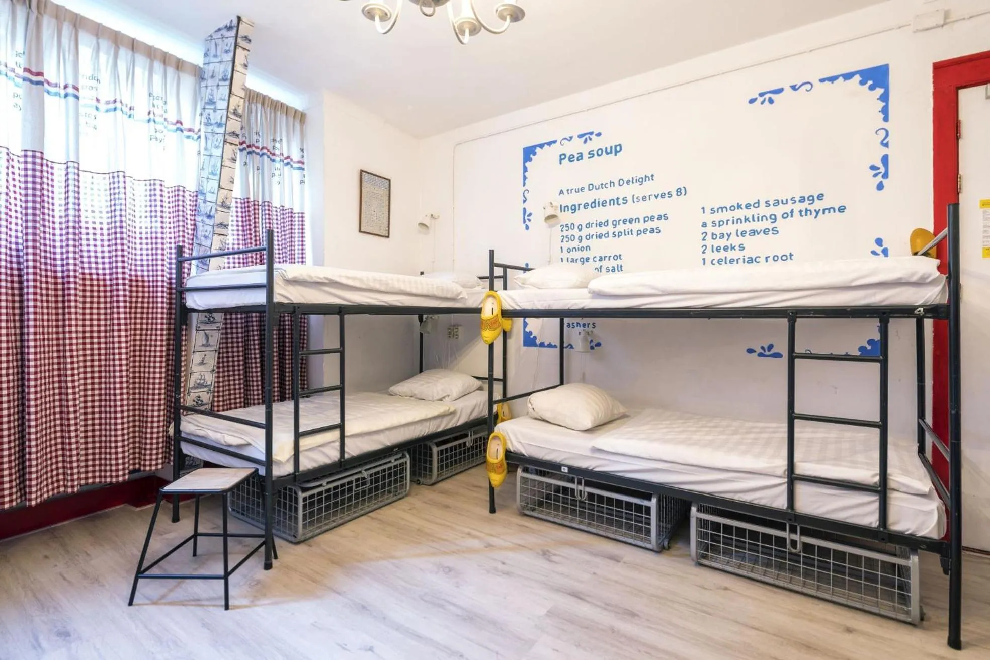 bunk bed, Bed in Hostel ROOM Rotterdam
