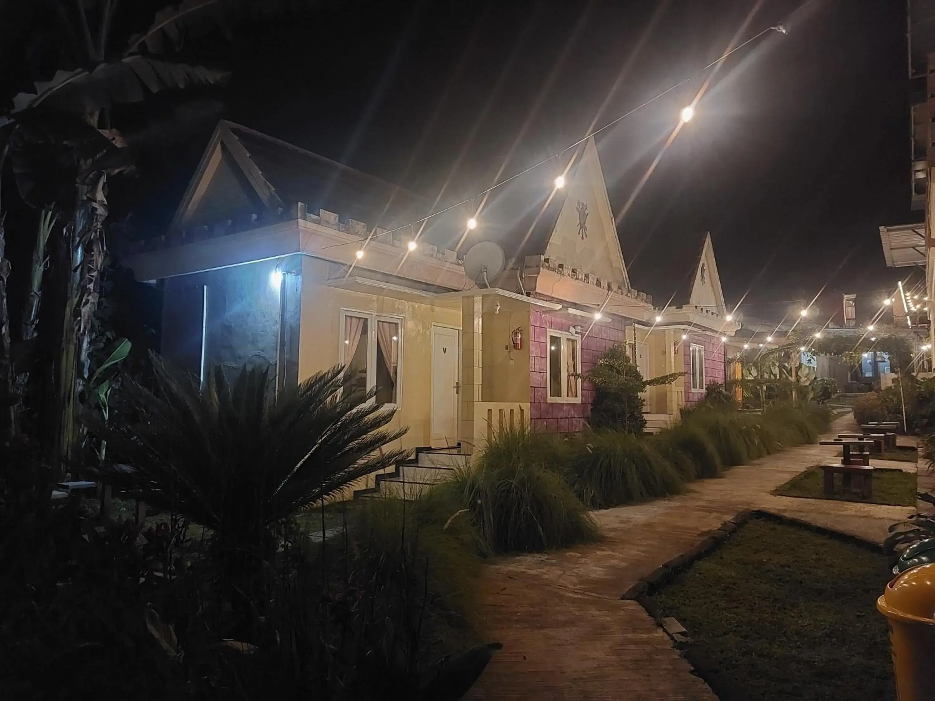 Family Bungalow in Istana Bromo Resort Family Bungalow in Istana Bromo Resort