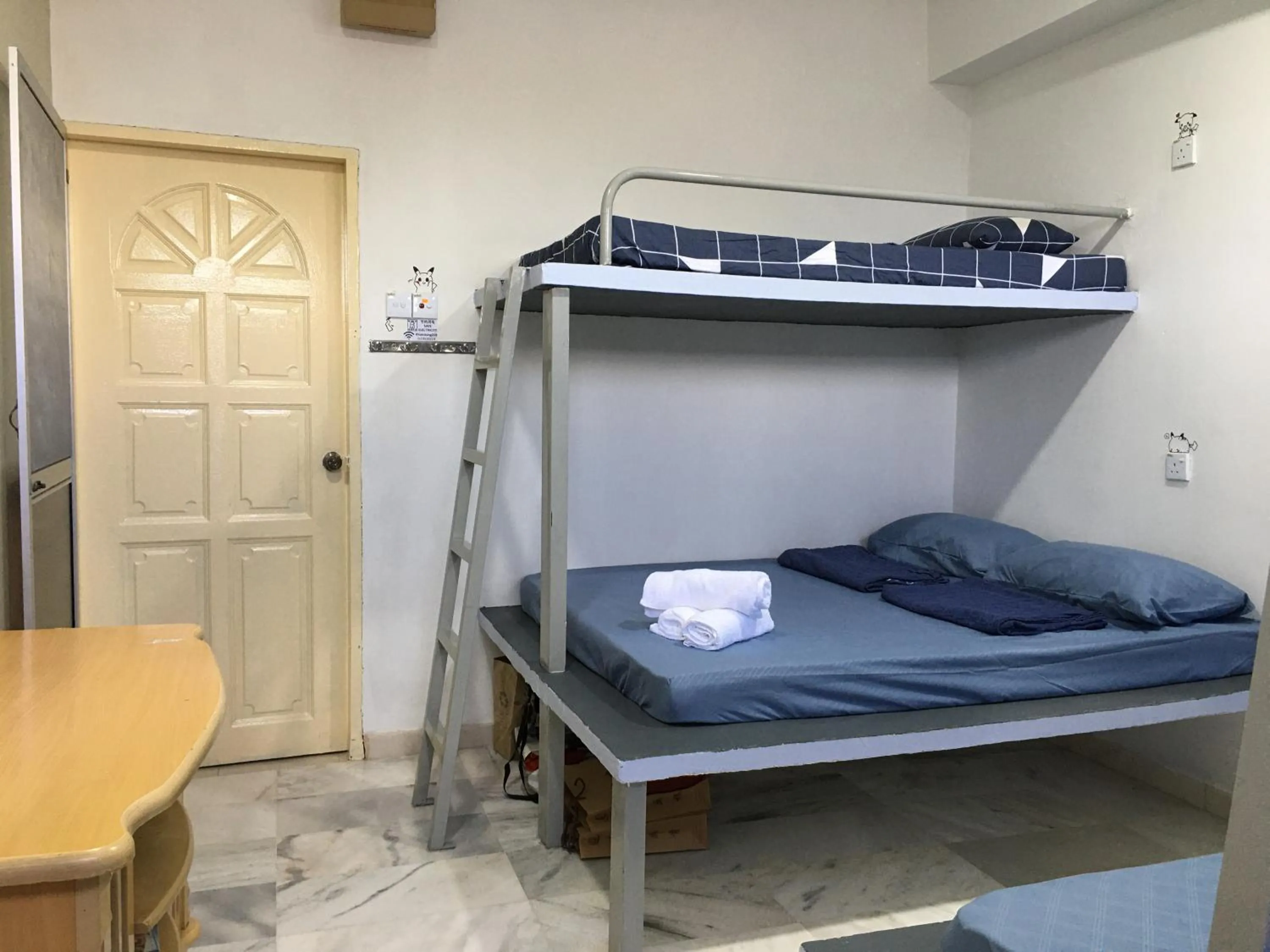 Bed in Thian Siong Inn