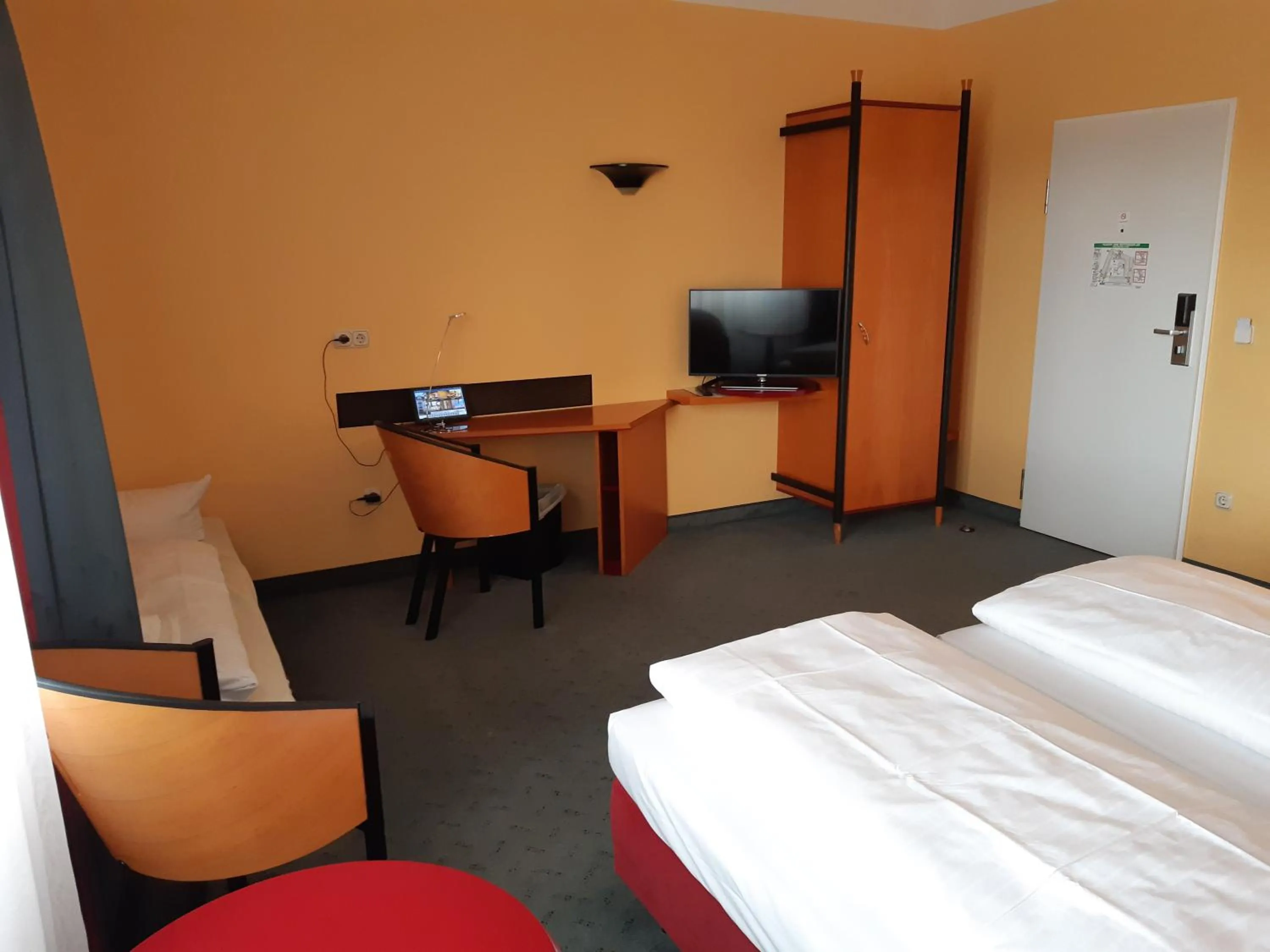 Bed in Good Morning + Leipzig