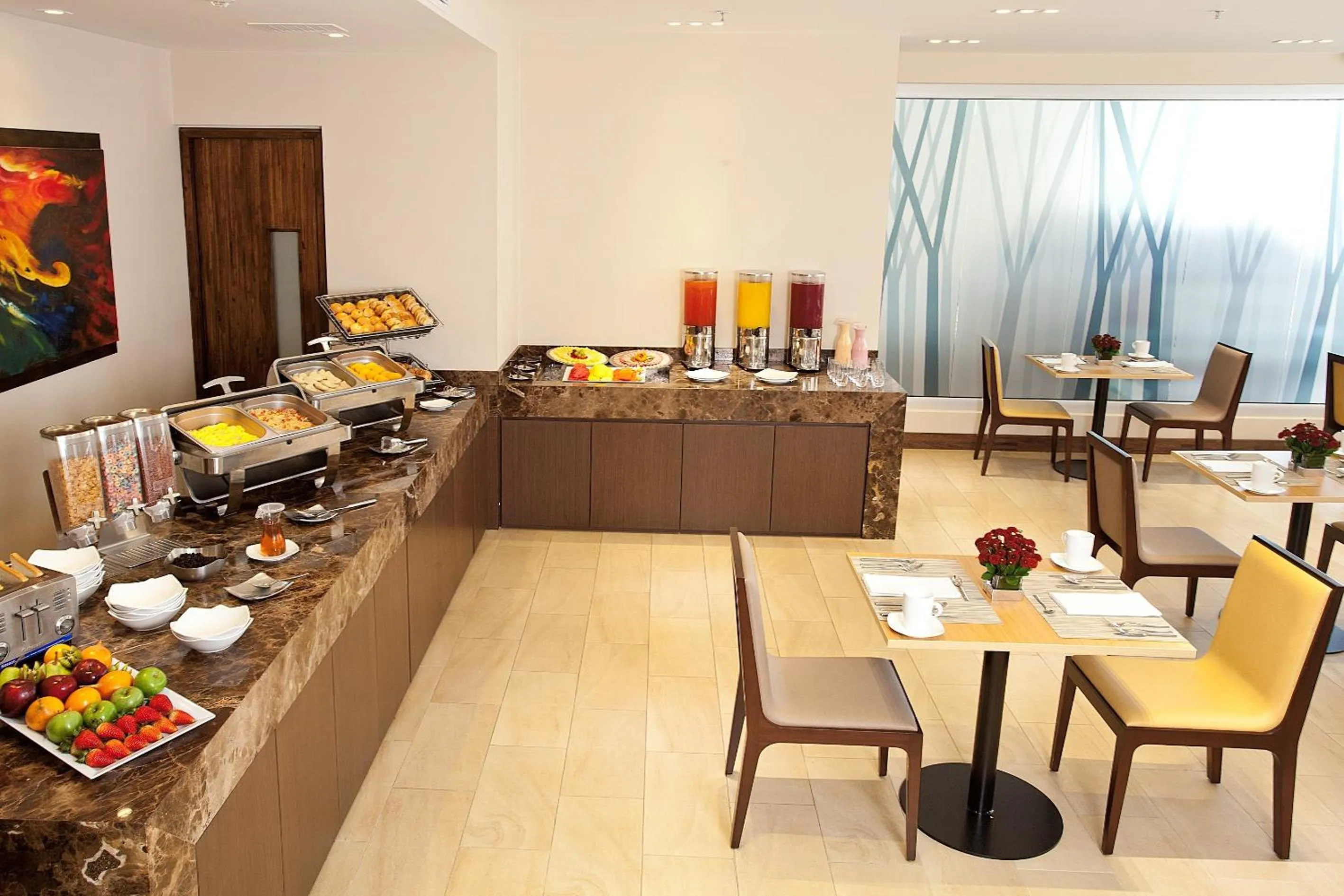 Restaurant/places to eat in Hotel Estelar Calle 100