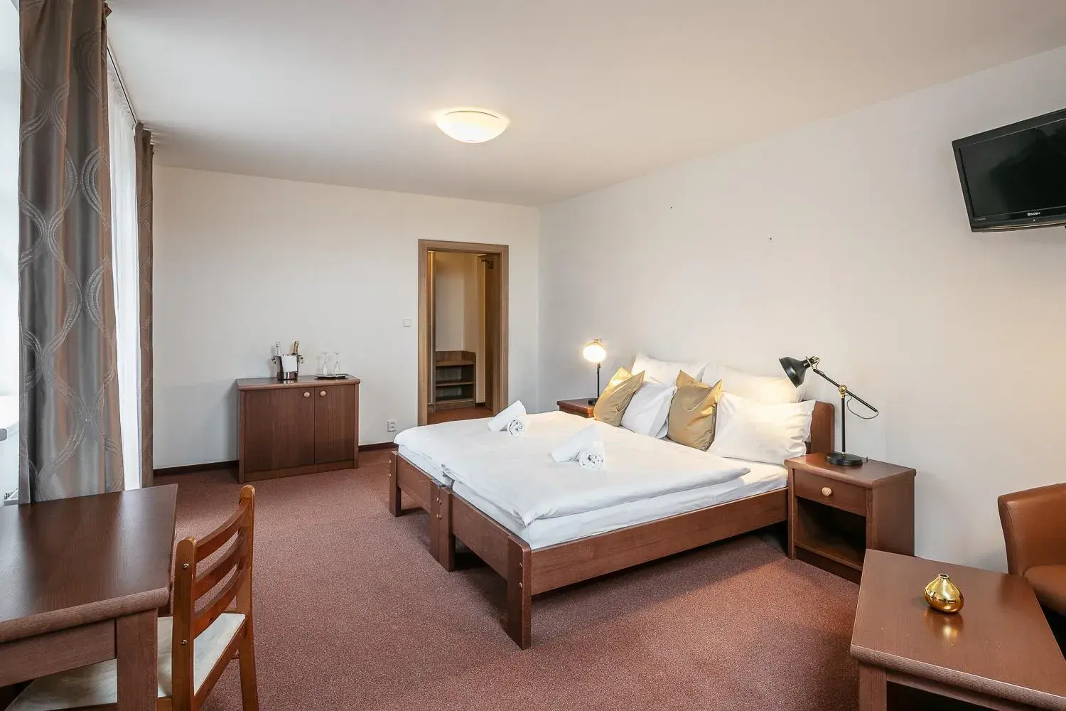 Double or Twin Room with Balcony in Pytloun Wellness Hotel Hasištejn Double or Twin Room with Balcony in Pytloun Wellness Hotel Hasištejn