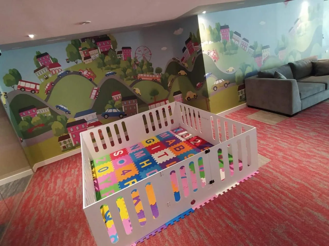 Children play ground in Howard Johnson Plaza & Convention Center Spa La Plata