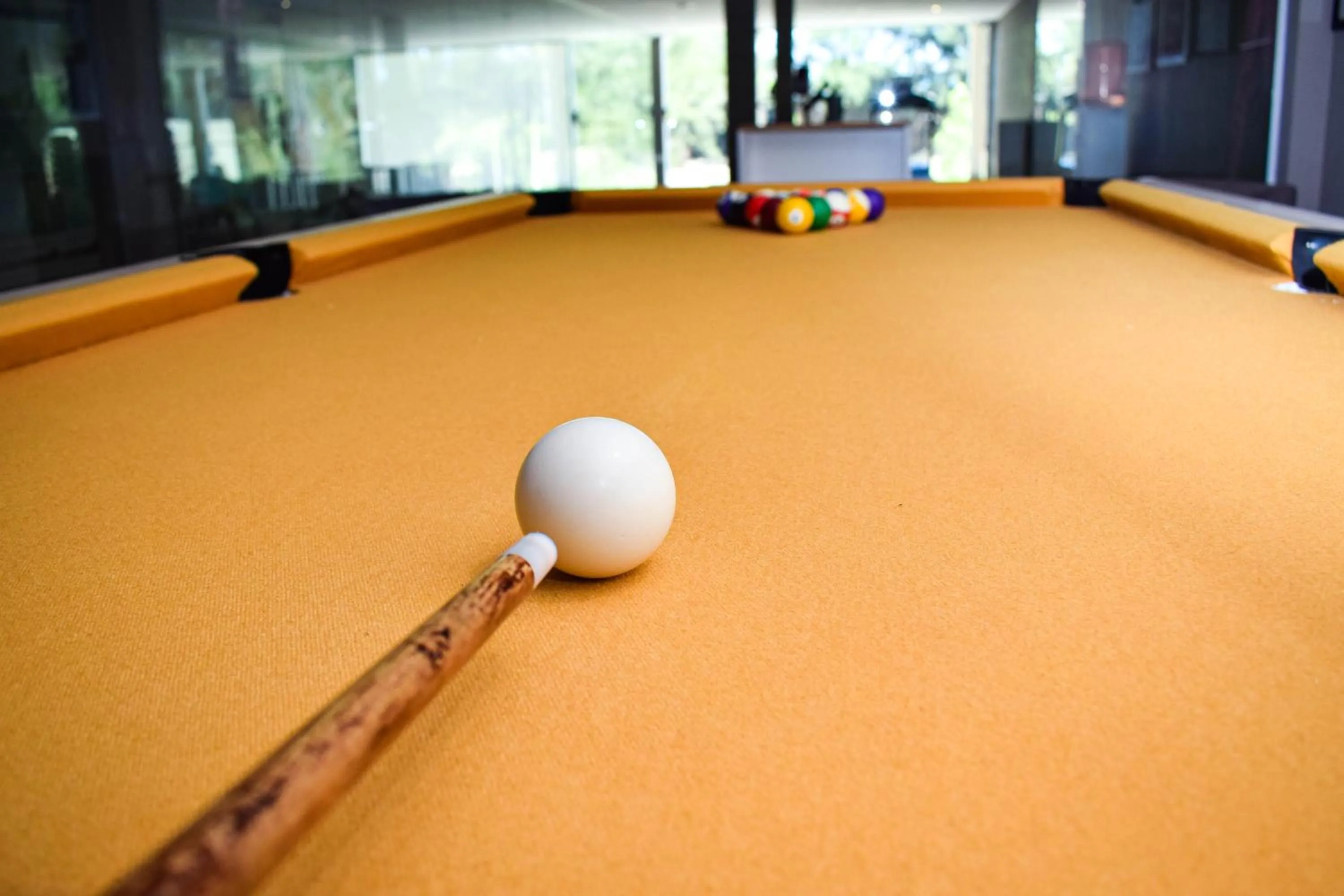 Billiard in Howard Johnson Plaza & Convention Center Spa La Plata