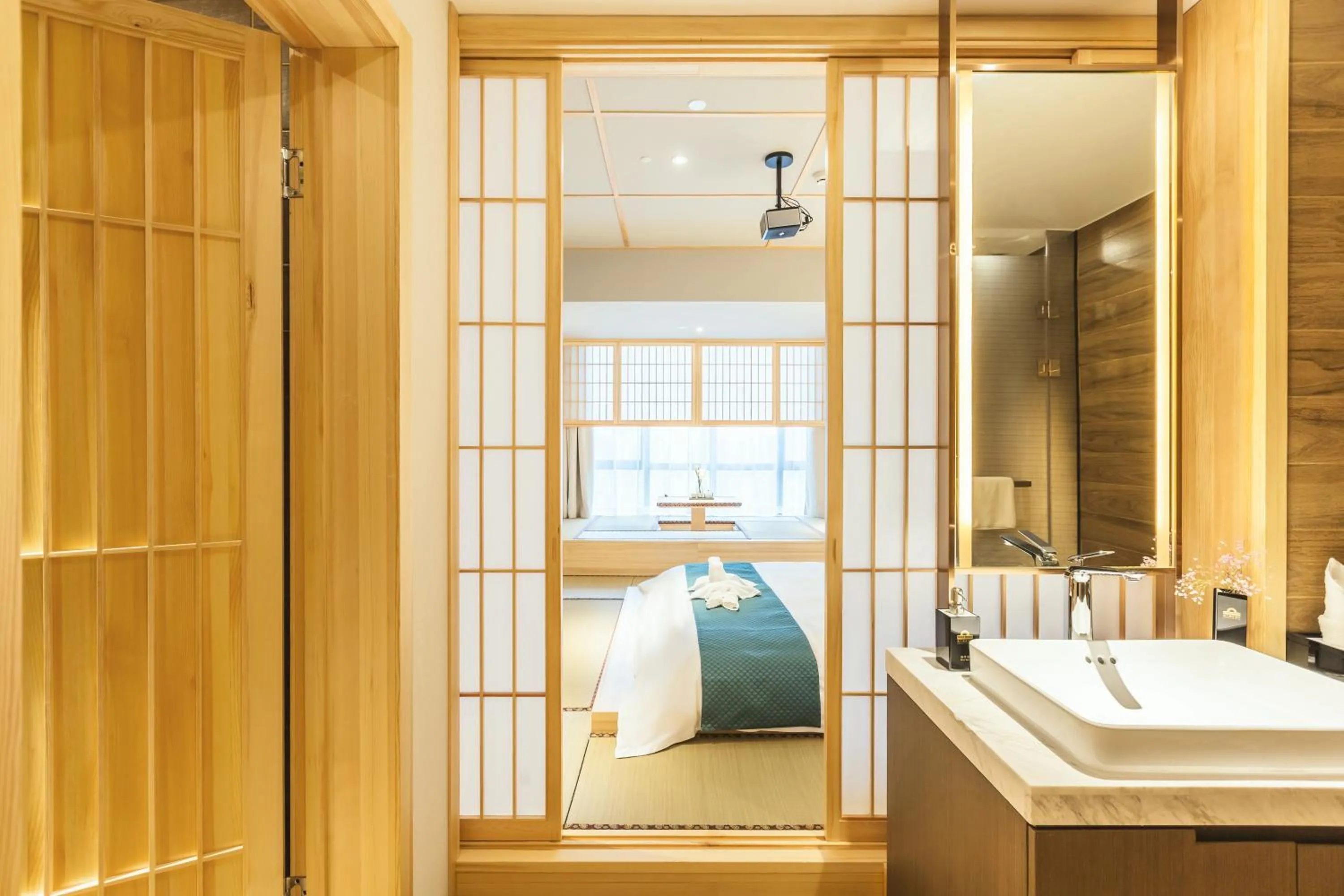 Days Hotel by Wyndham Binjiang Changsha