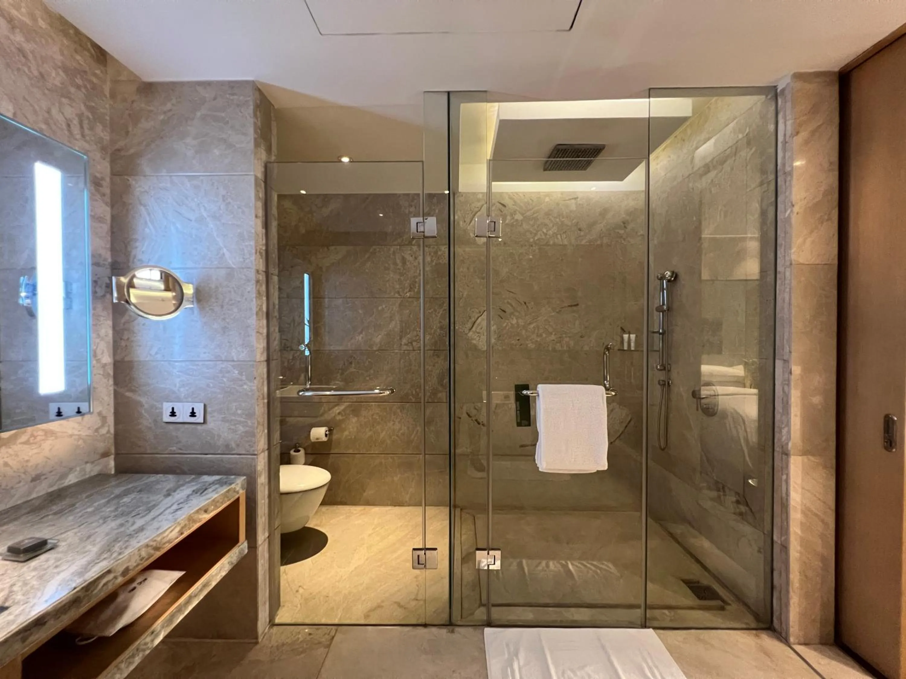 Shower in Renaissance Dhaka Gulshan Hotel