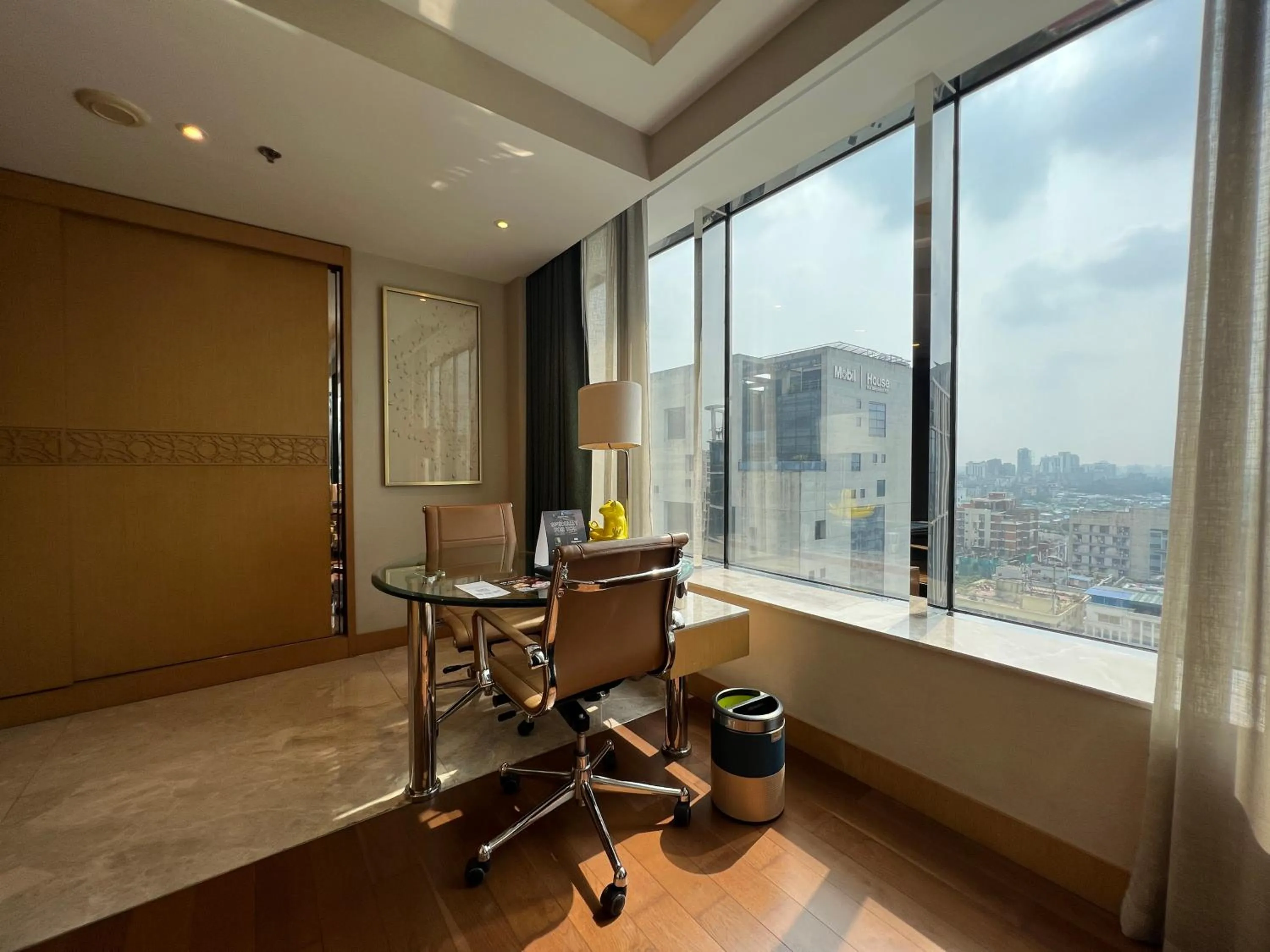 Seating area in Renaissance Dhaka Gulshan Hotel