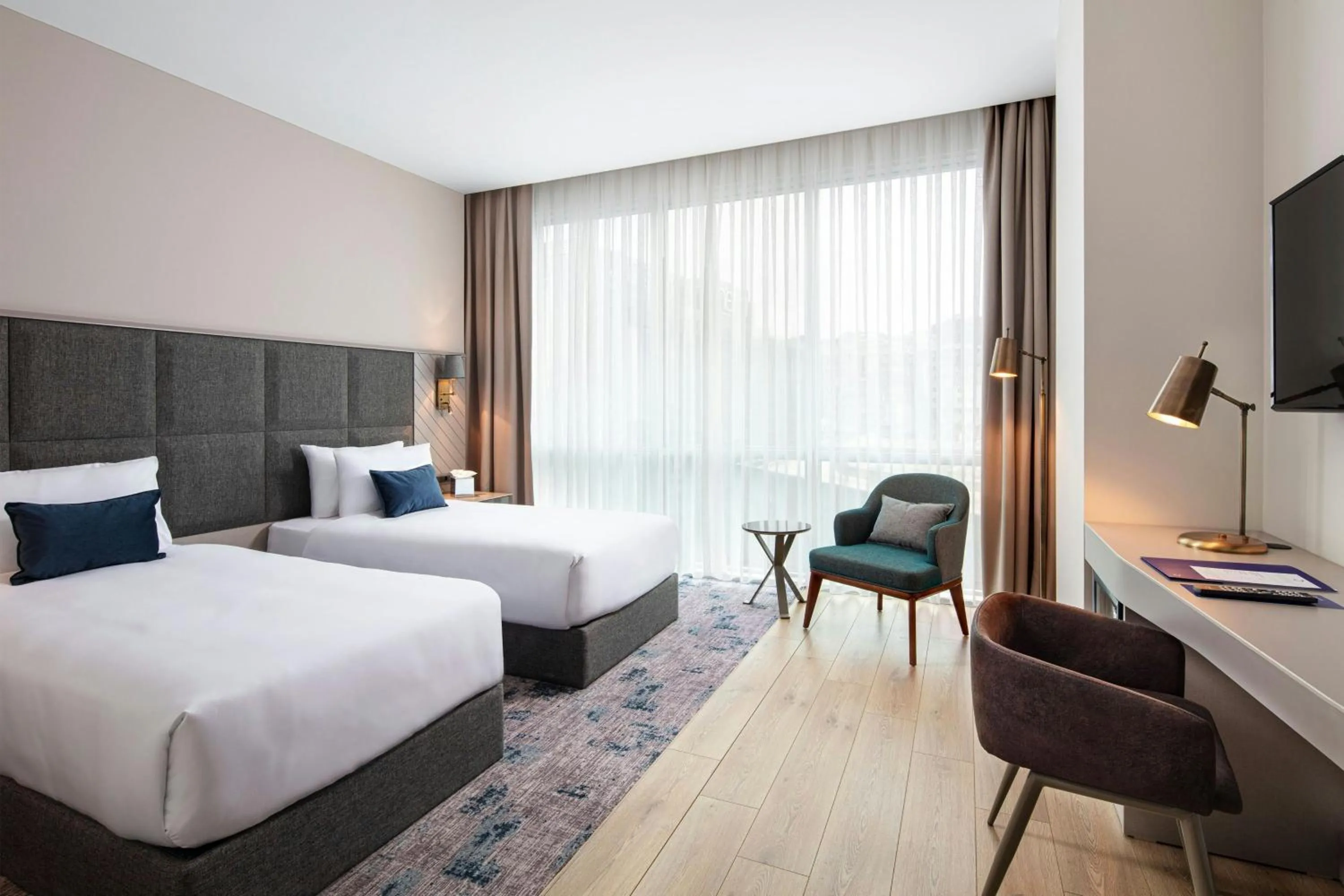 Photo of the whole room, Bed in Delta Hotels by Marriott Istanbul Vadi