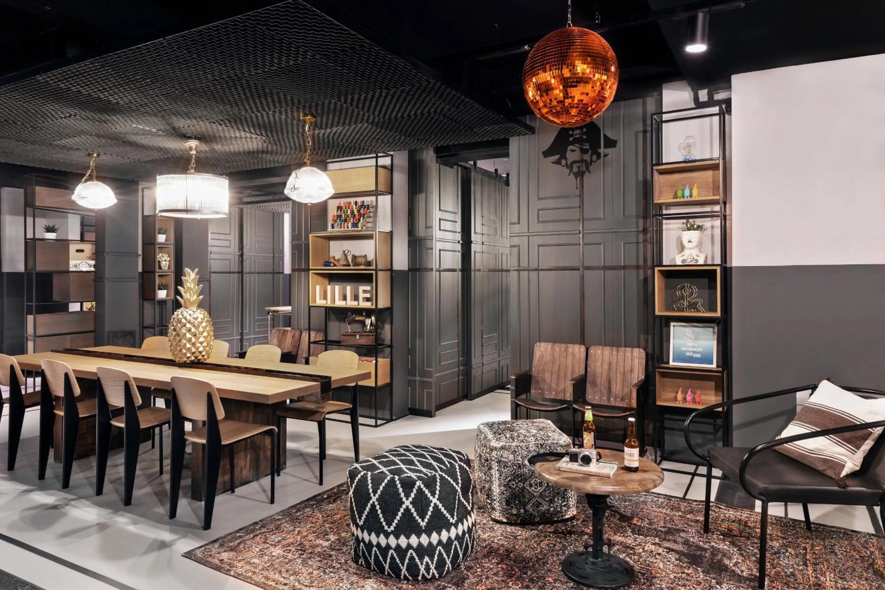 Other in Moxy Lille City