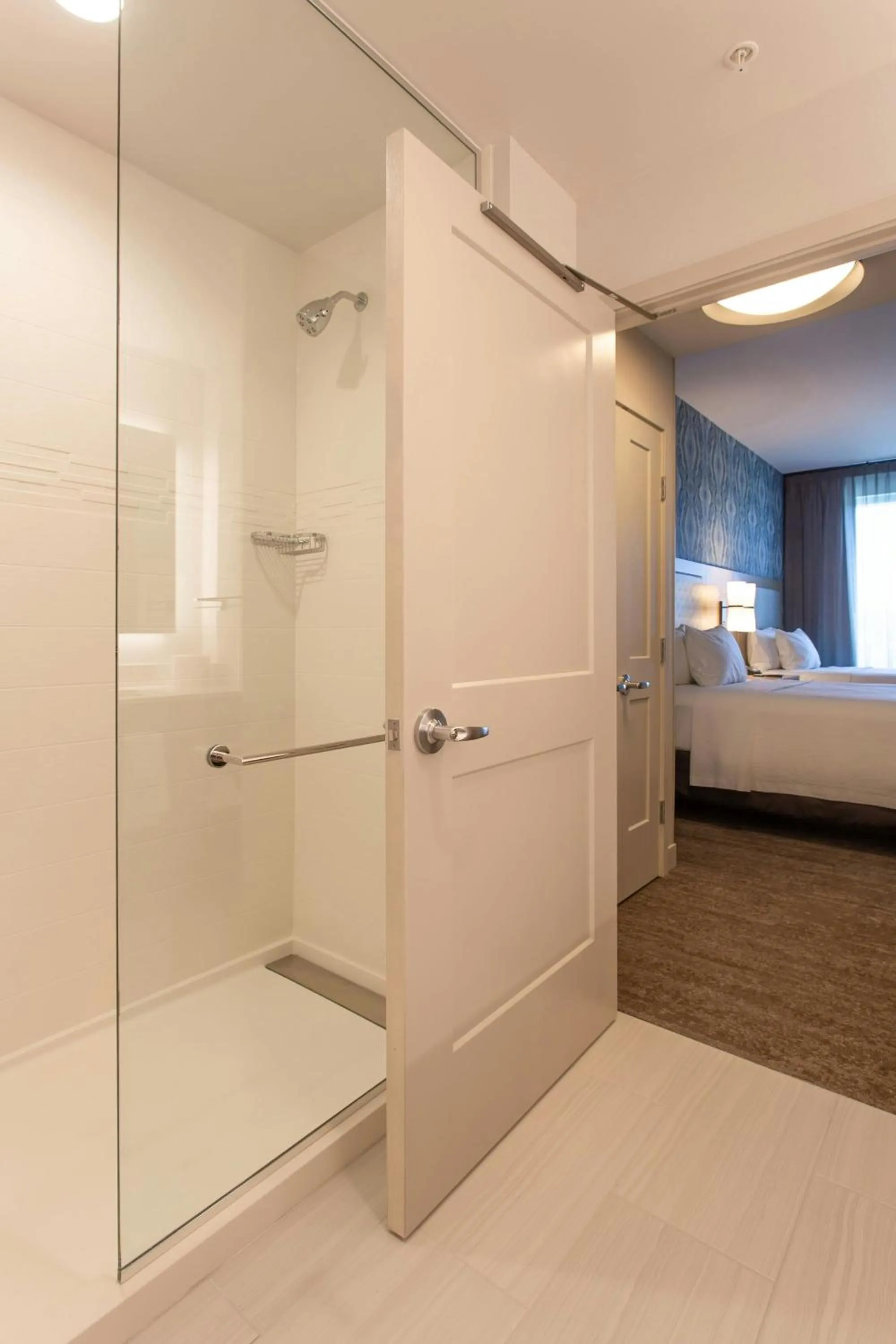 Bathroom, Bed in Residence Inn Palm Beach Gardens