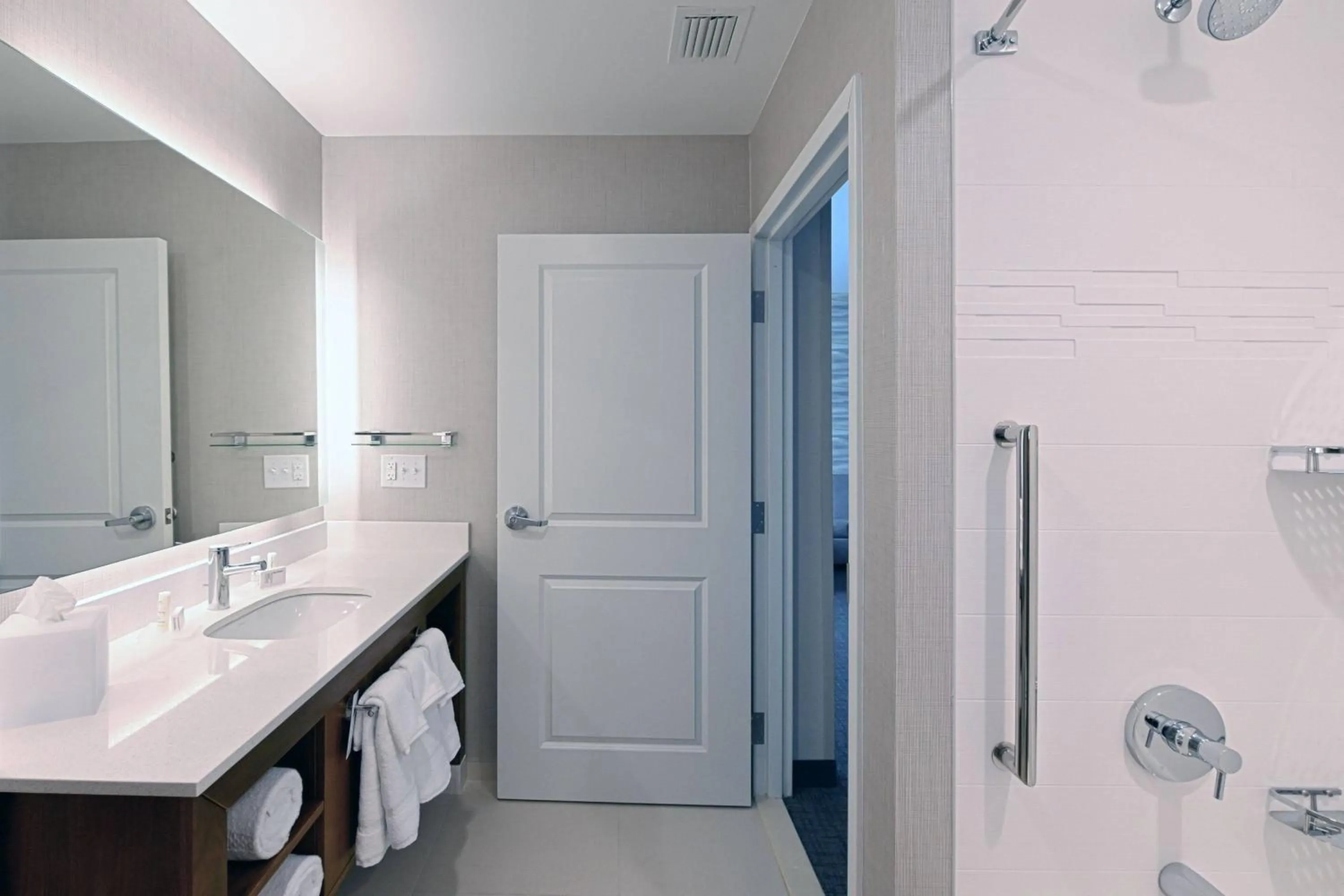 Bathroom in Residence Inn Richmond