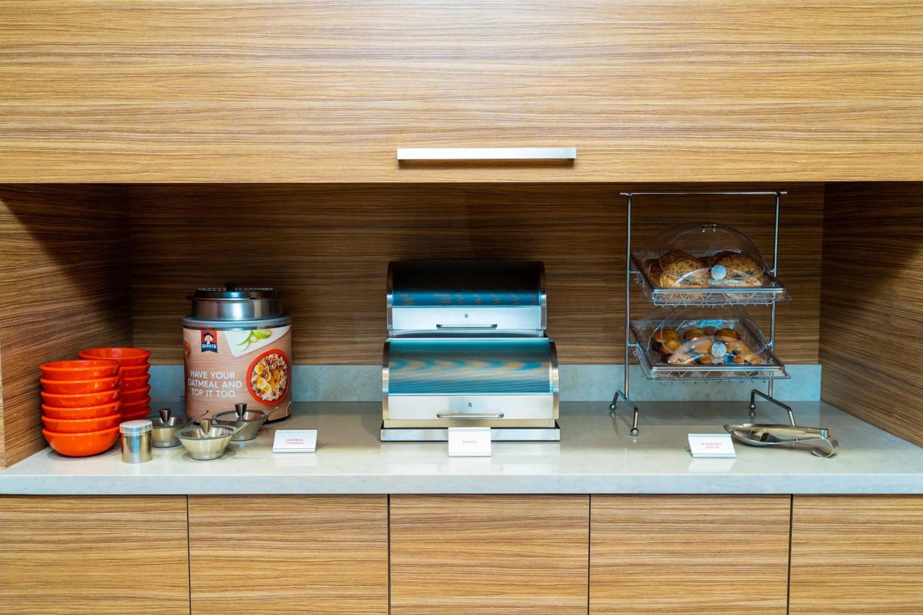 Breakfast in TownePlace Suites Irvine Lake Forest