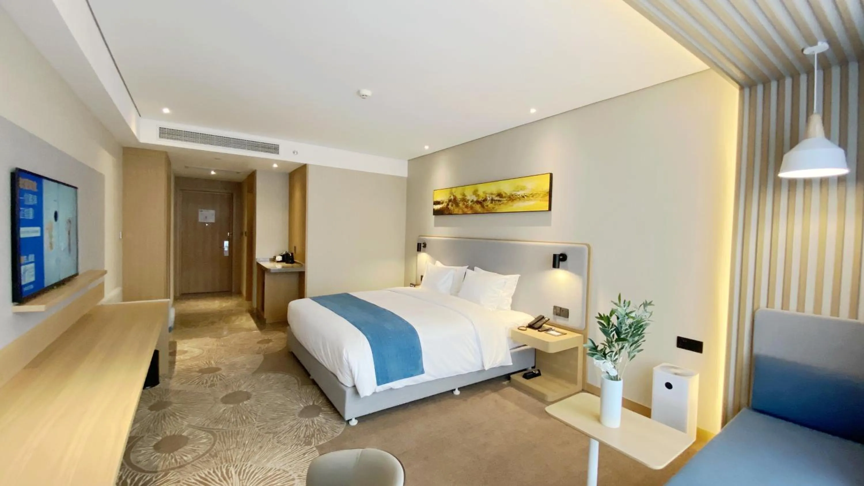 Bed in Holiday Inn Express Liaocheng Chiping by IHG