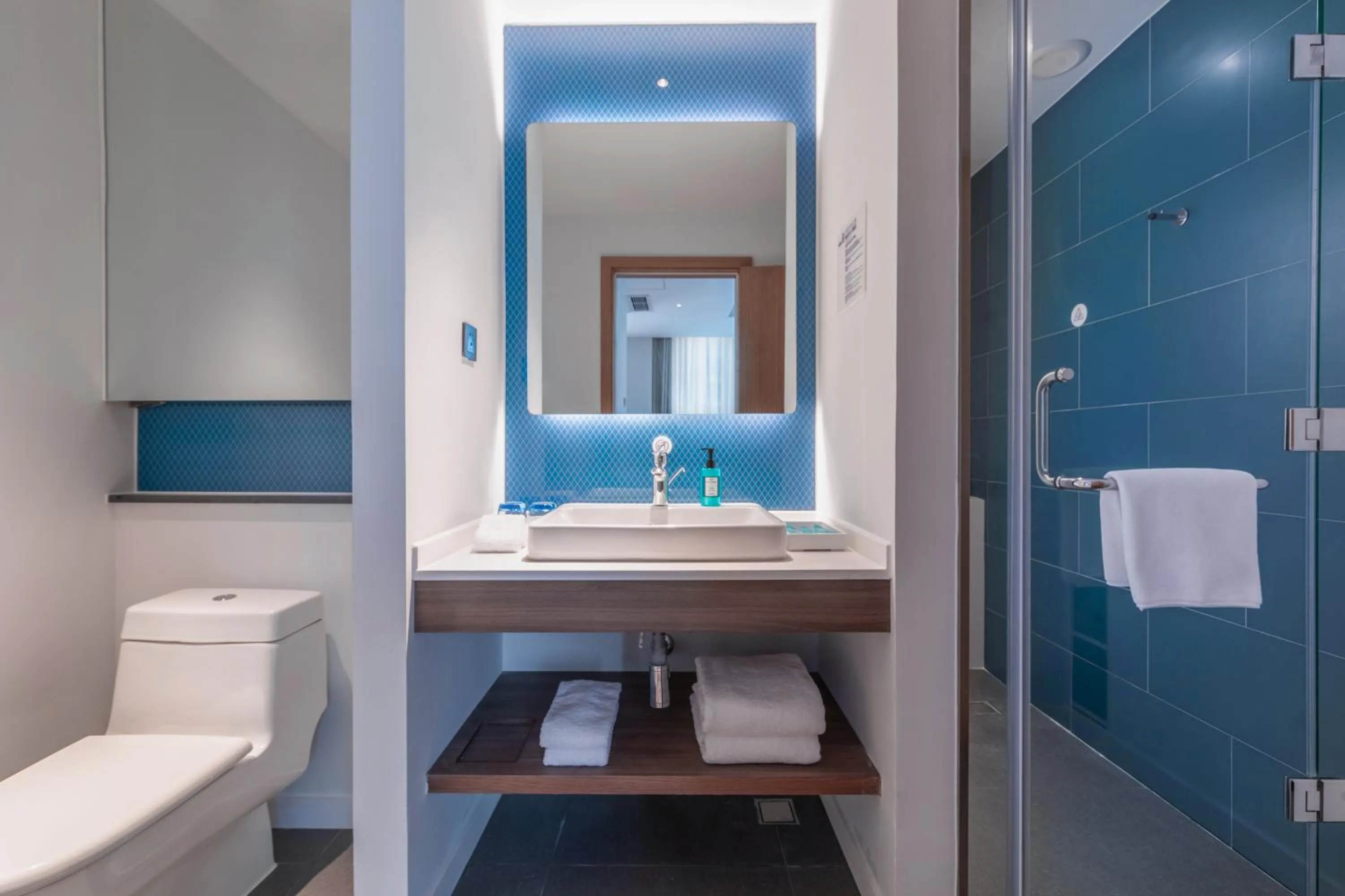 Holiday Inn Express Chongqing Zhongxian by IHG