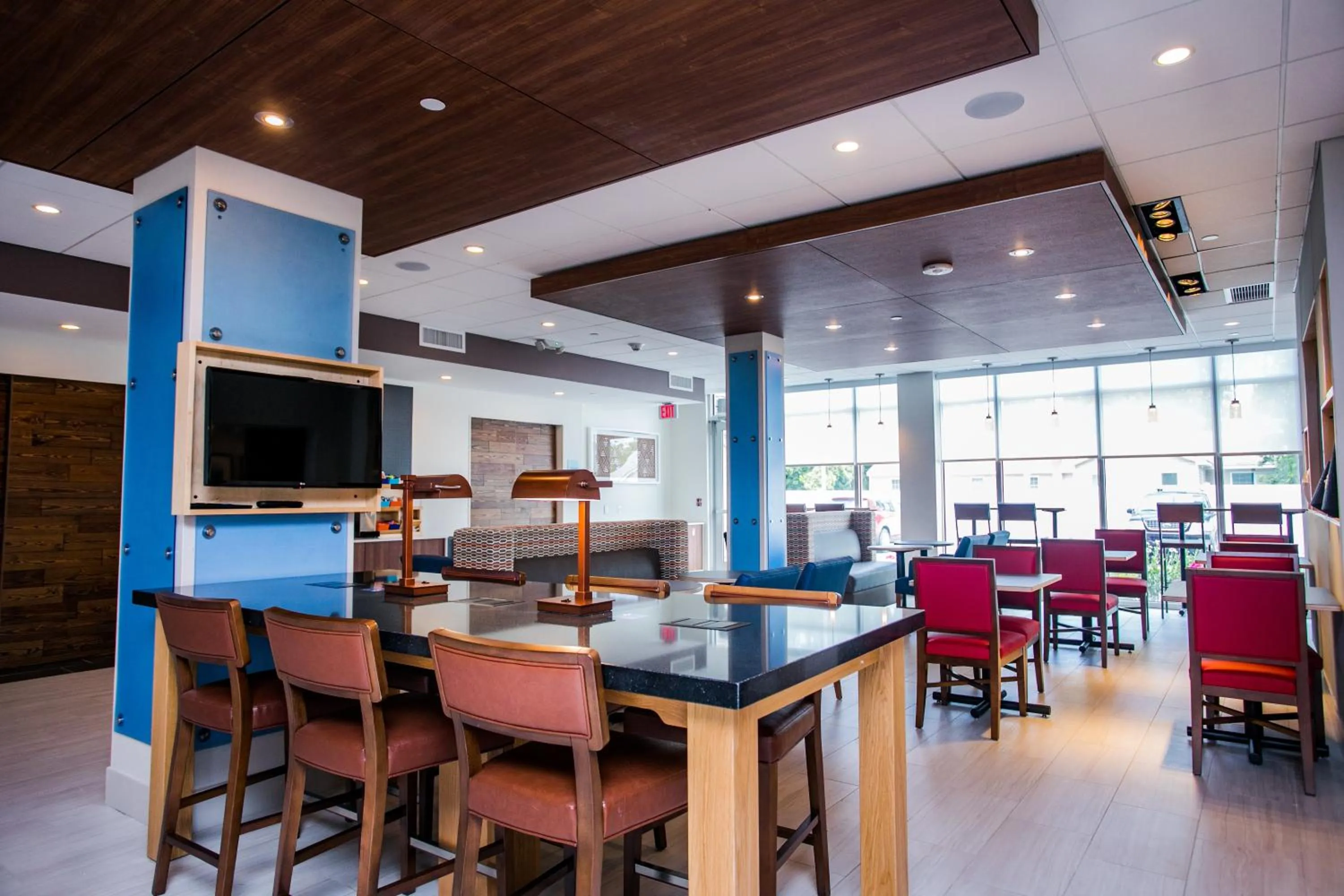 Breakfast in Holiday Inn Express & Suites Rehoboth Beach by IHG