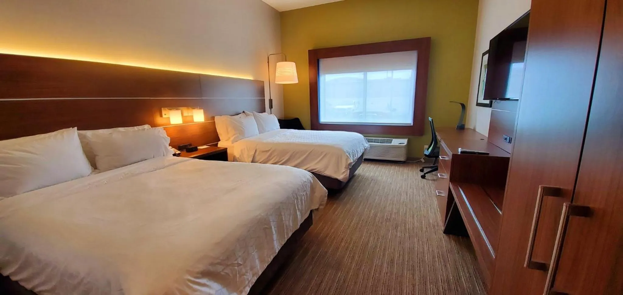 Photo of the whole room, Bed in Holiday Inn Express & Suites Rehoboth Beach by IHG