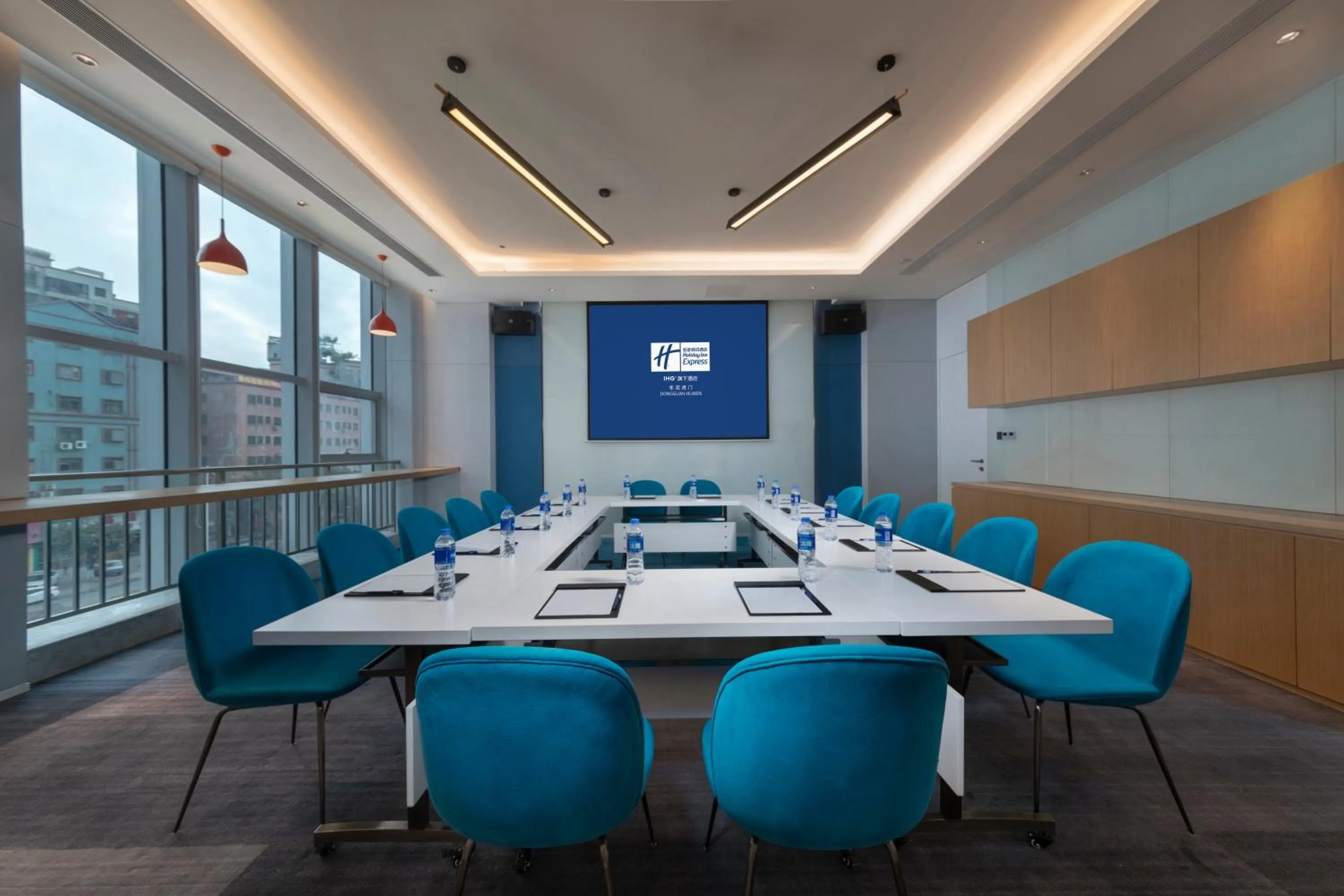 Meeting/conference room in Holiday Inn Express Dongguan Humen, an IHG Hotel