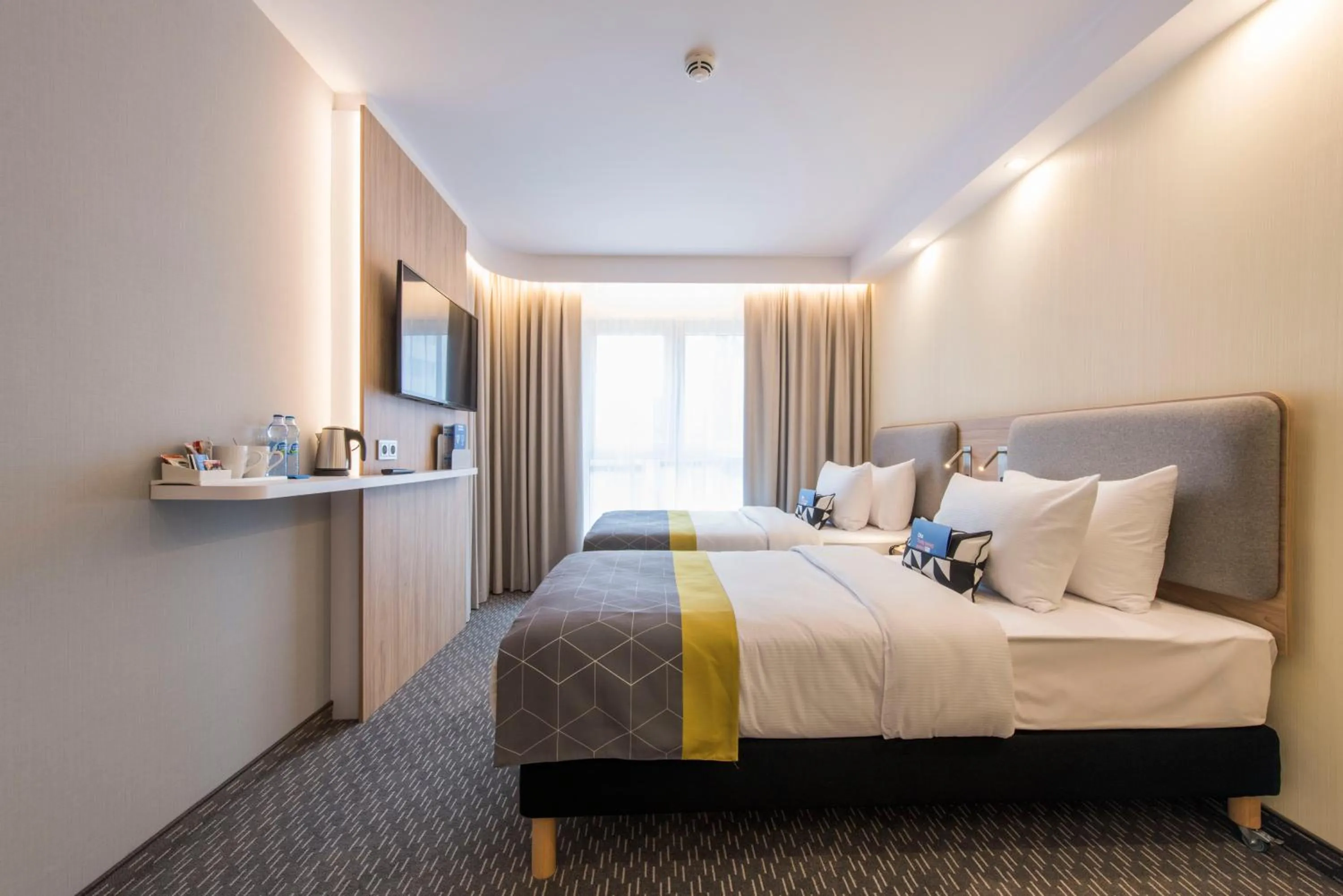 Bed in Holiday Inn Express Warsaw - Mokotow by IHG