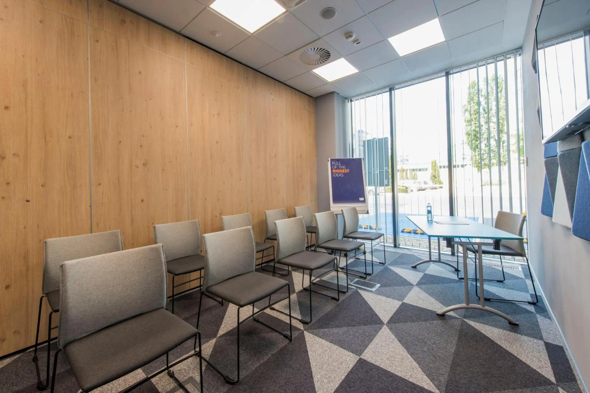 Meeting/conference room in Holiday Inn Express Warsaw - Mokotow by IHG