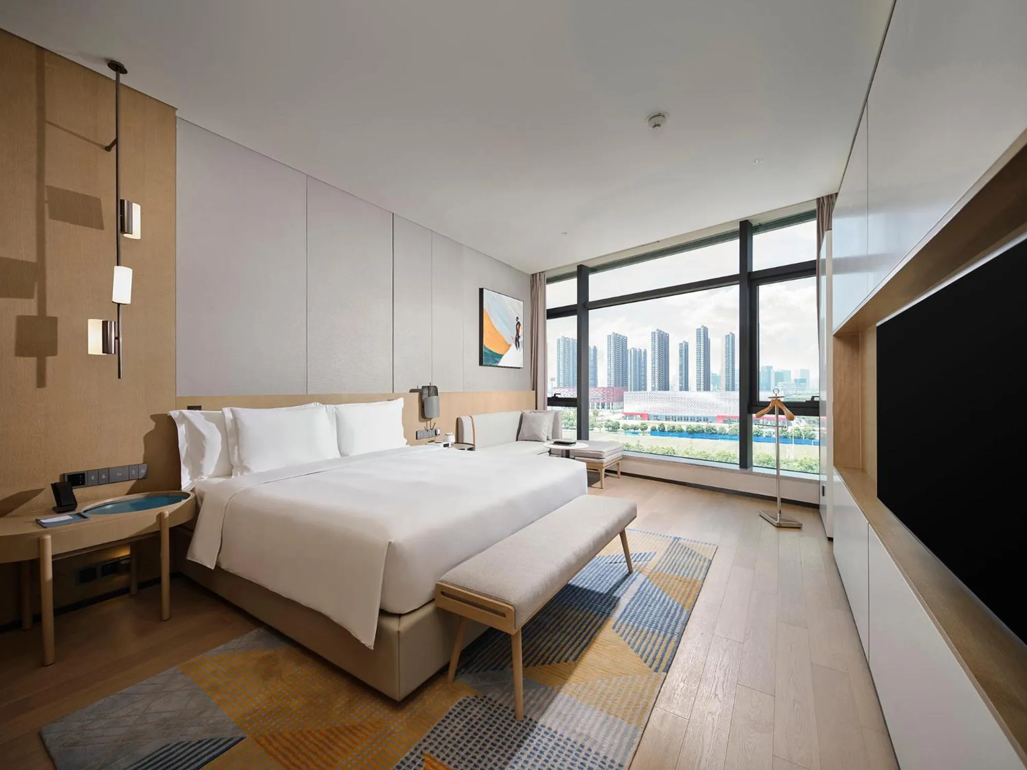 TV and multimedia, Bed in EVEN Hotel Nanjing Yangtze River by IHG