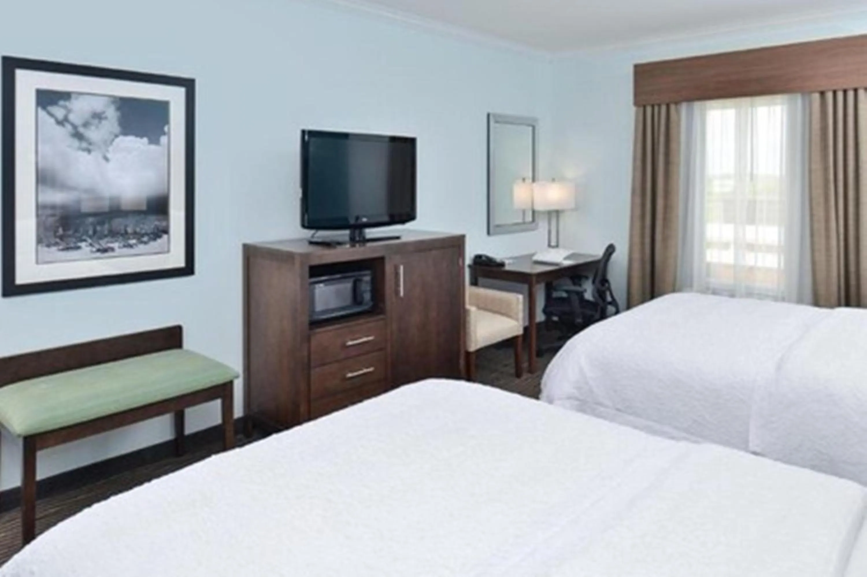 Bed in Hampton Inn and Suites Port Aransas