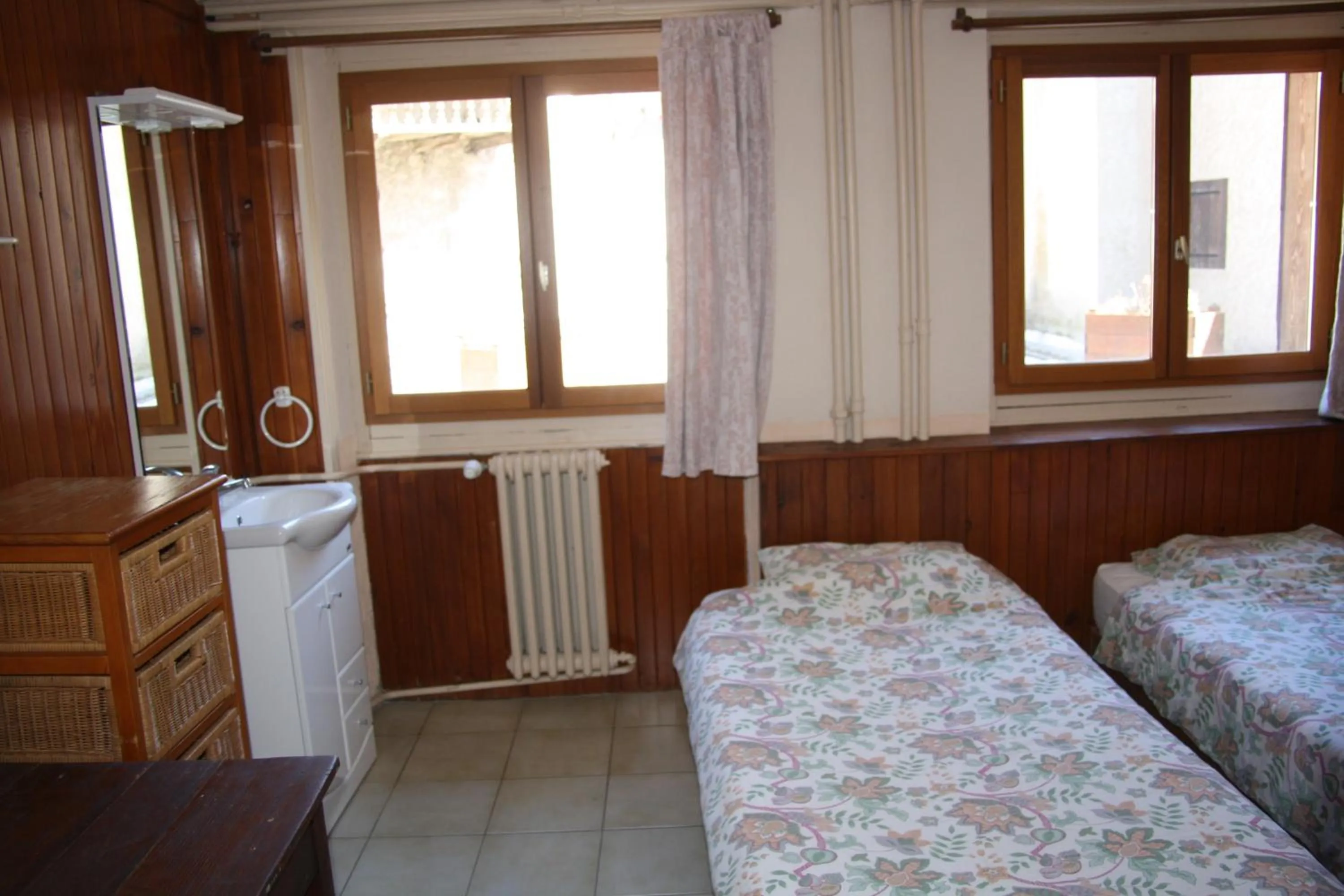 Bedroom, Bed in LE GÎTE LES MELEZES