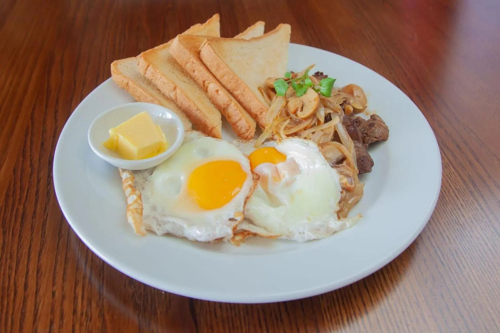 Food and drinks in Lava Hotel