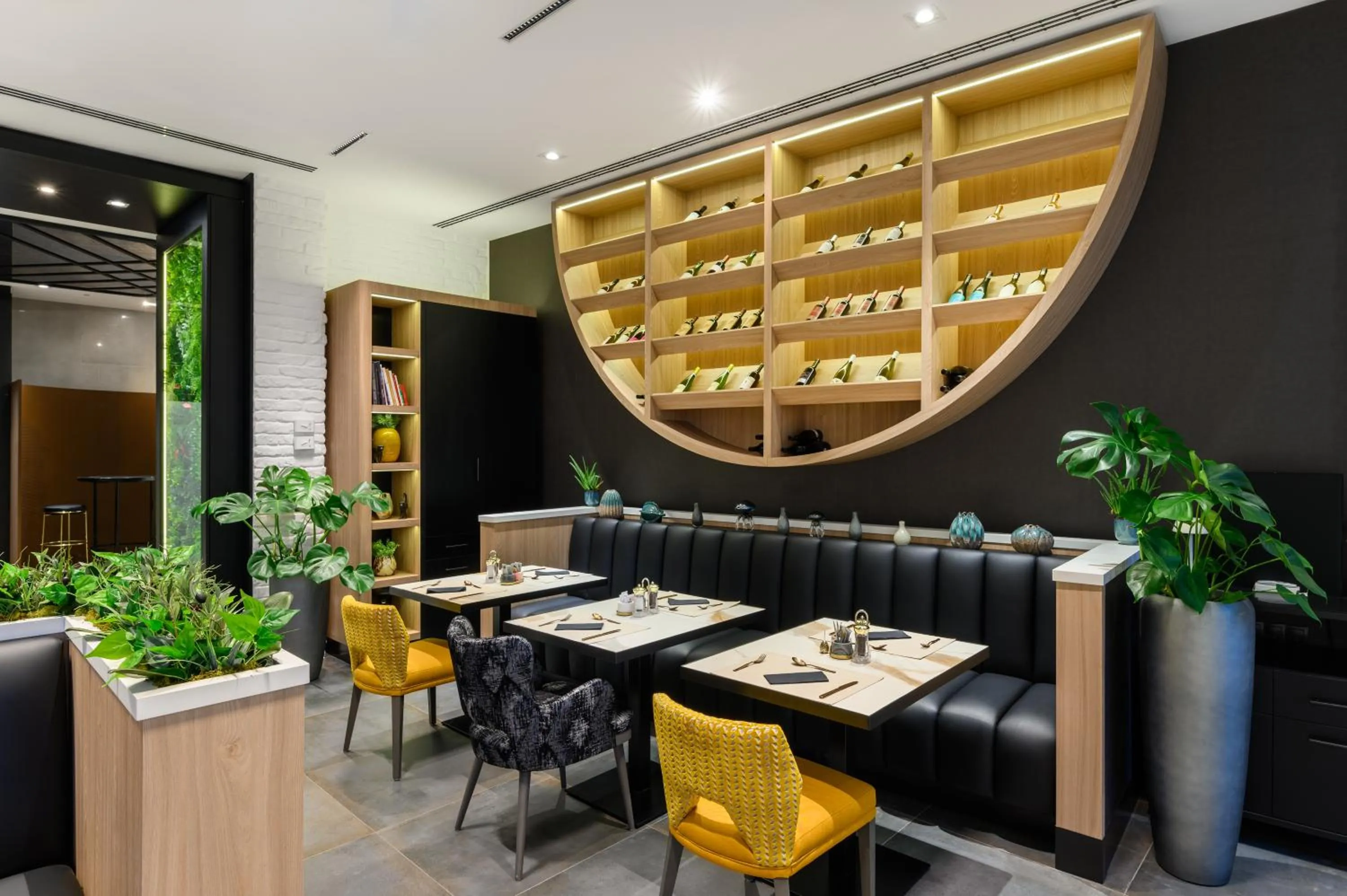Restaurant/places to eat in Hotel Vision Budapest by Continental Group