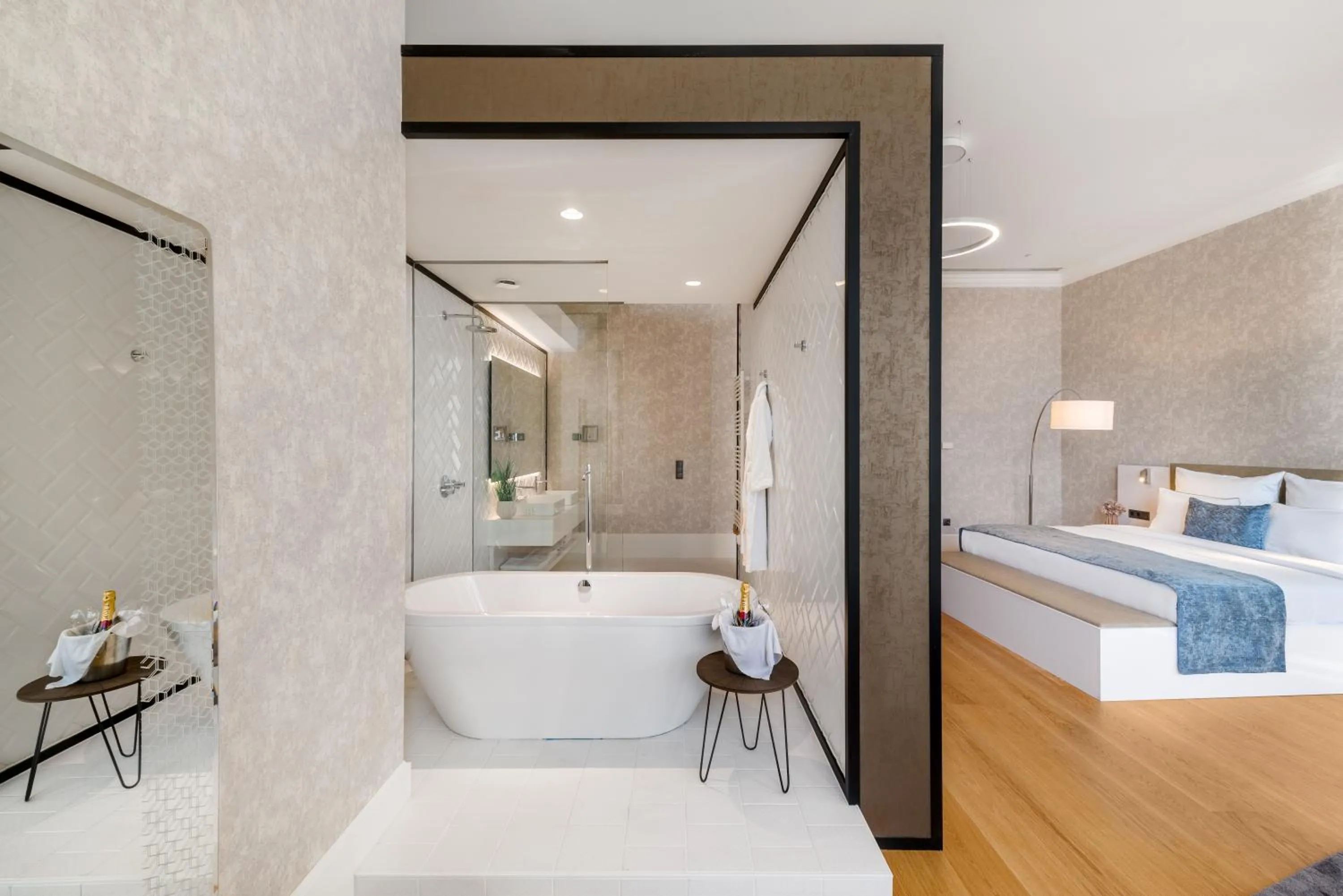 Bath, Bed in Hotel Vision Budapest by Continental Group