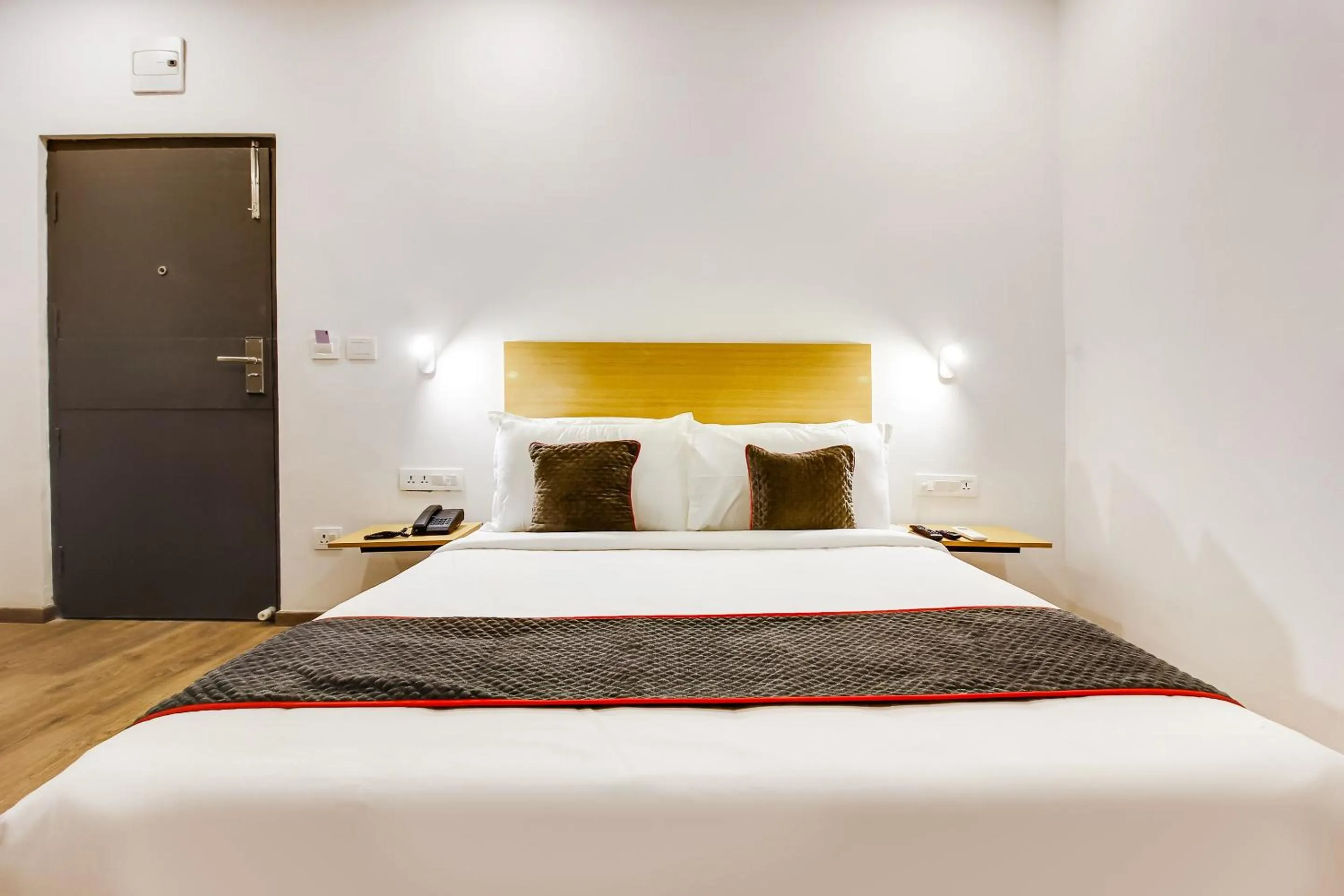 Bedroom in Super Townhouse De Alphabet