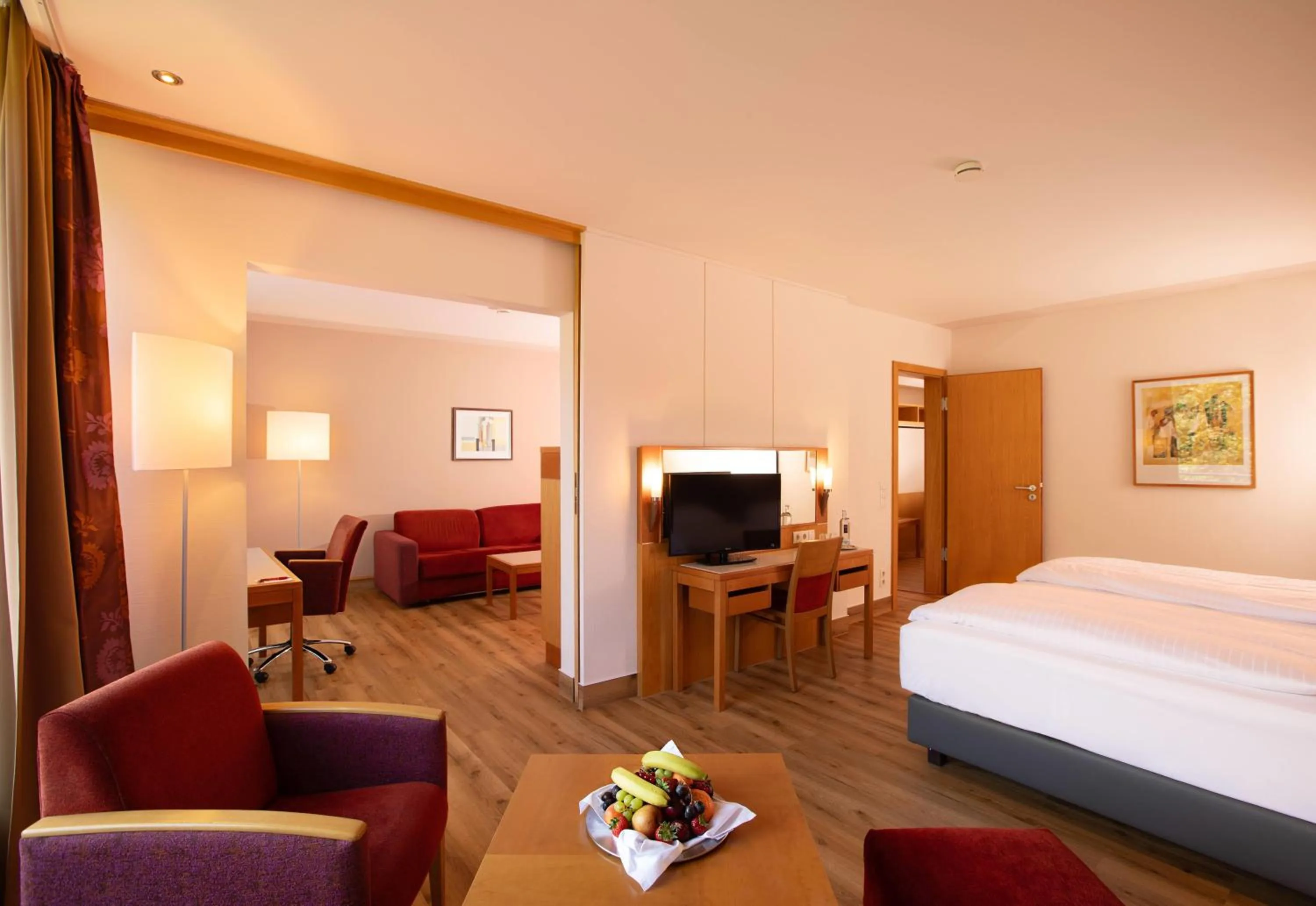 Photo of the whole room, Bed in Dolce by Wyndham Bad Nauheim