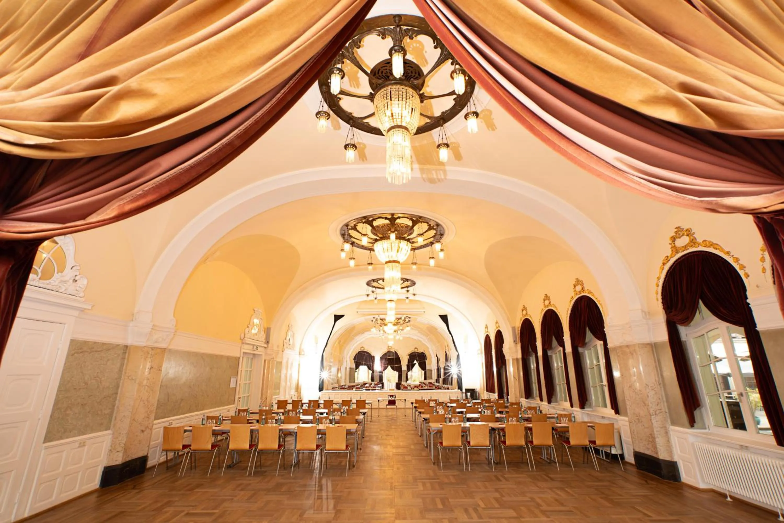 Meeting/conference room in Dolce by Wyndham Bad Nauheim