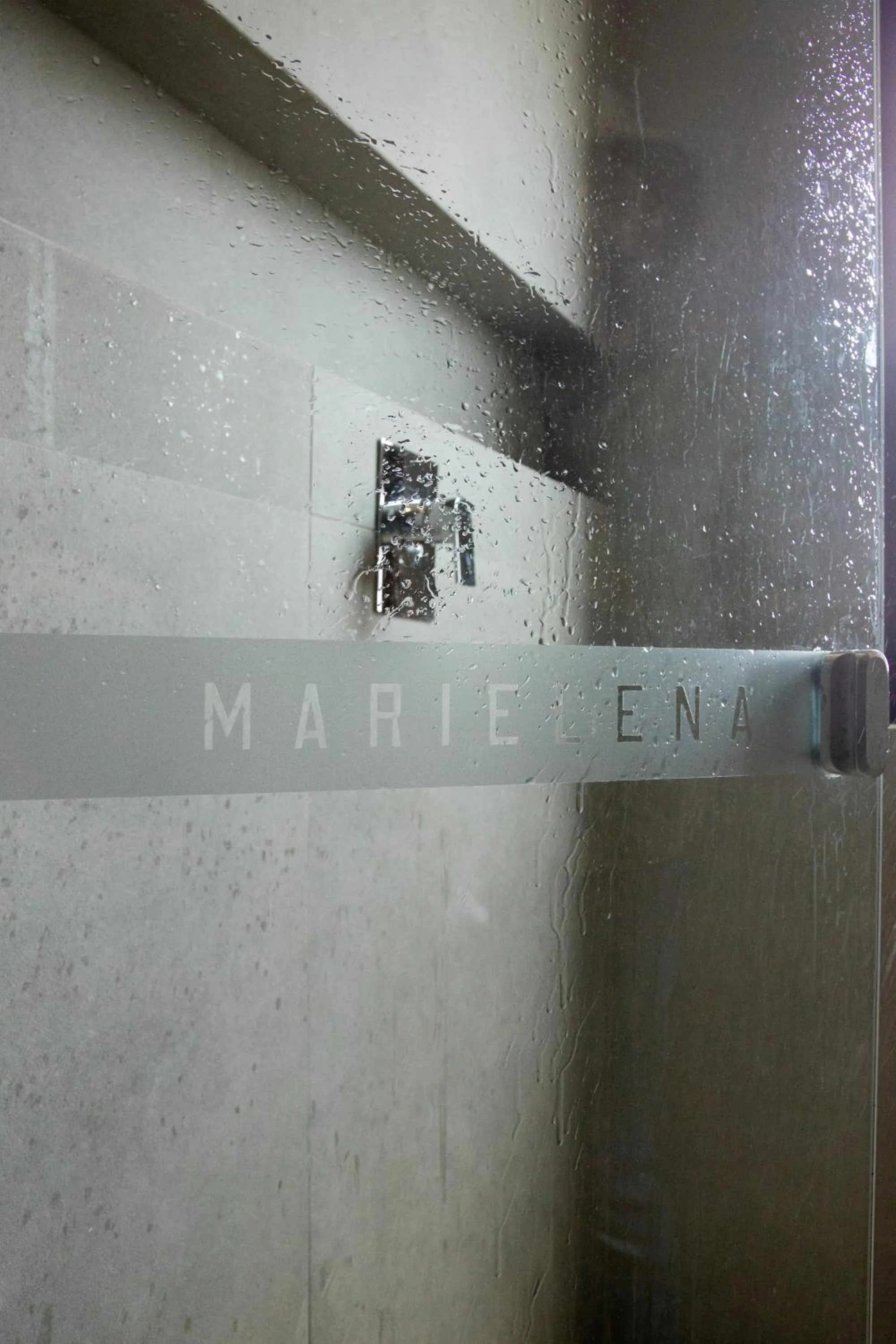 Shower in Hotel Marielena