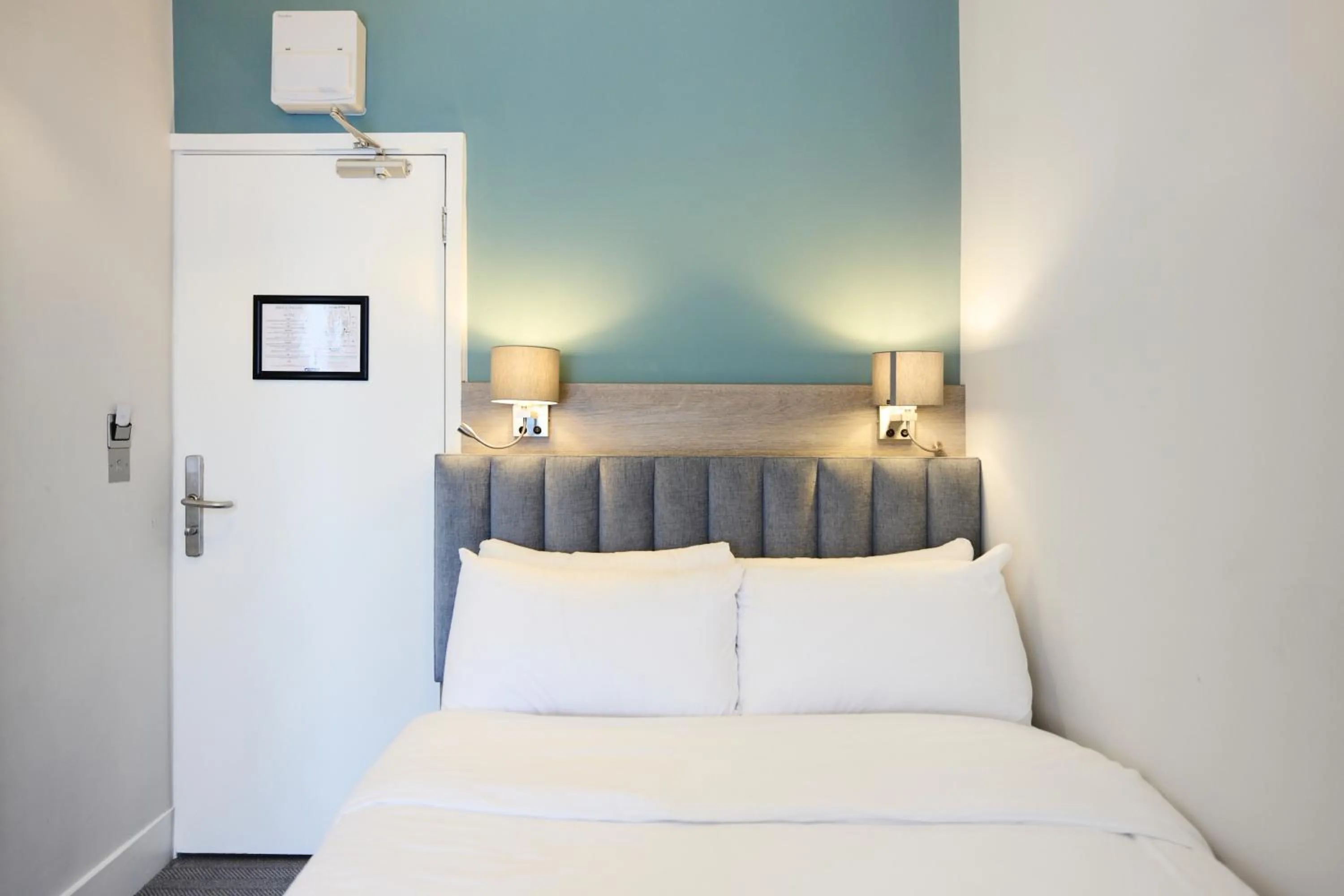 Bed in Prince William Hotel