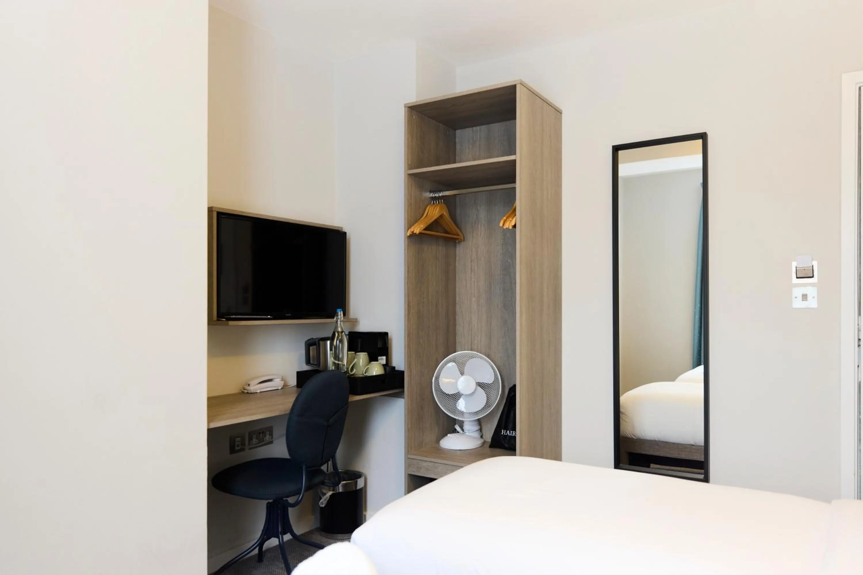 TV and multimedia, Bed in Prince William Hotel