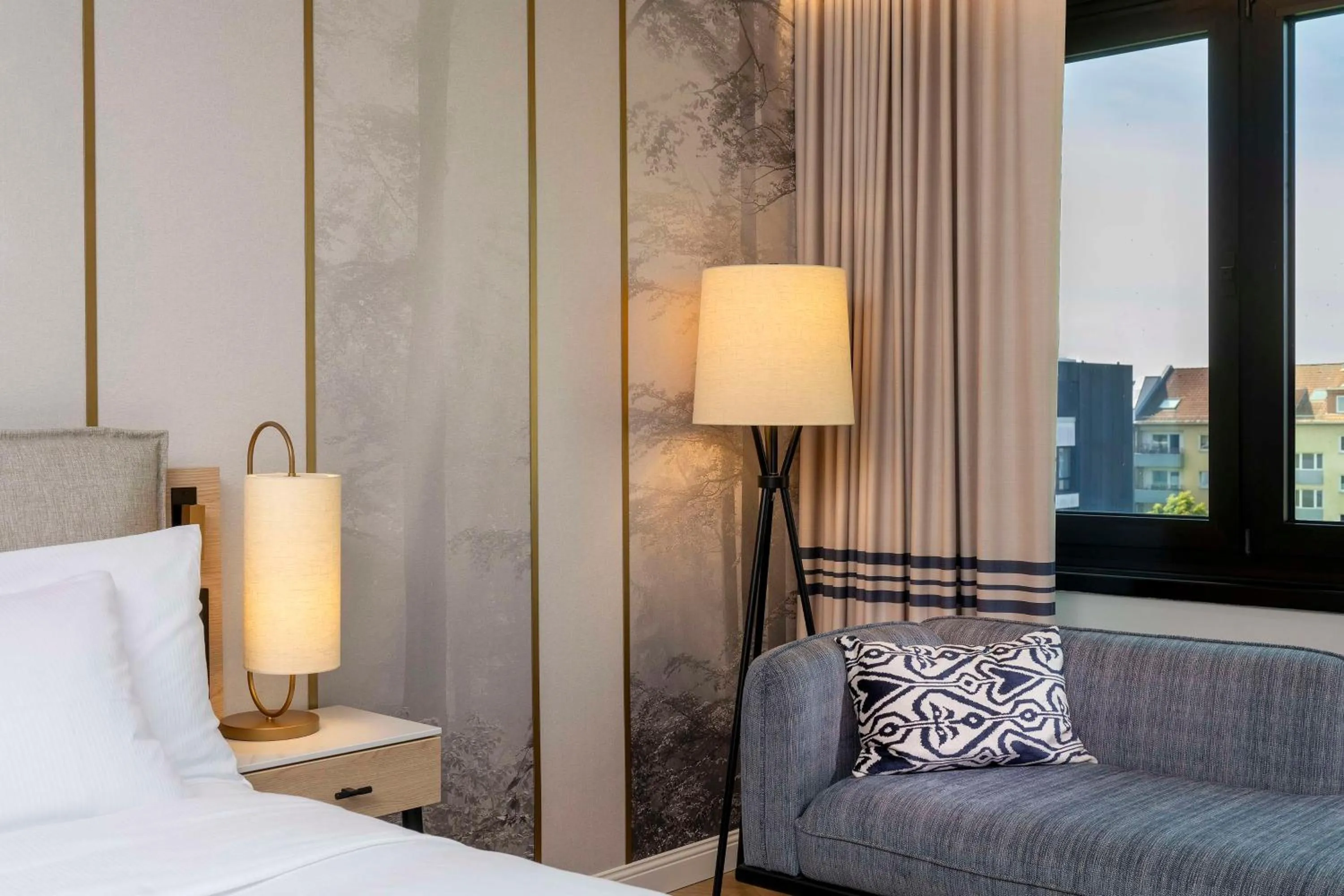 Bed in DoubleTree by Hilton Berlin Ku'damm