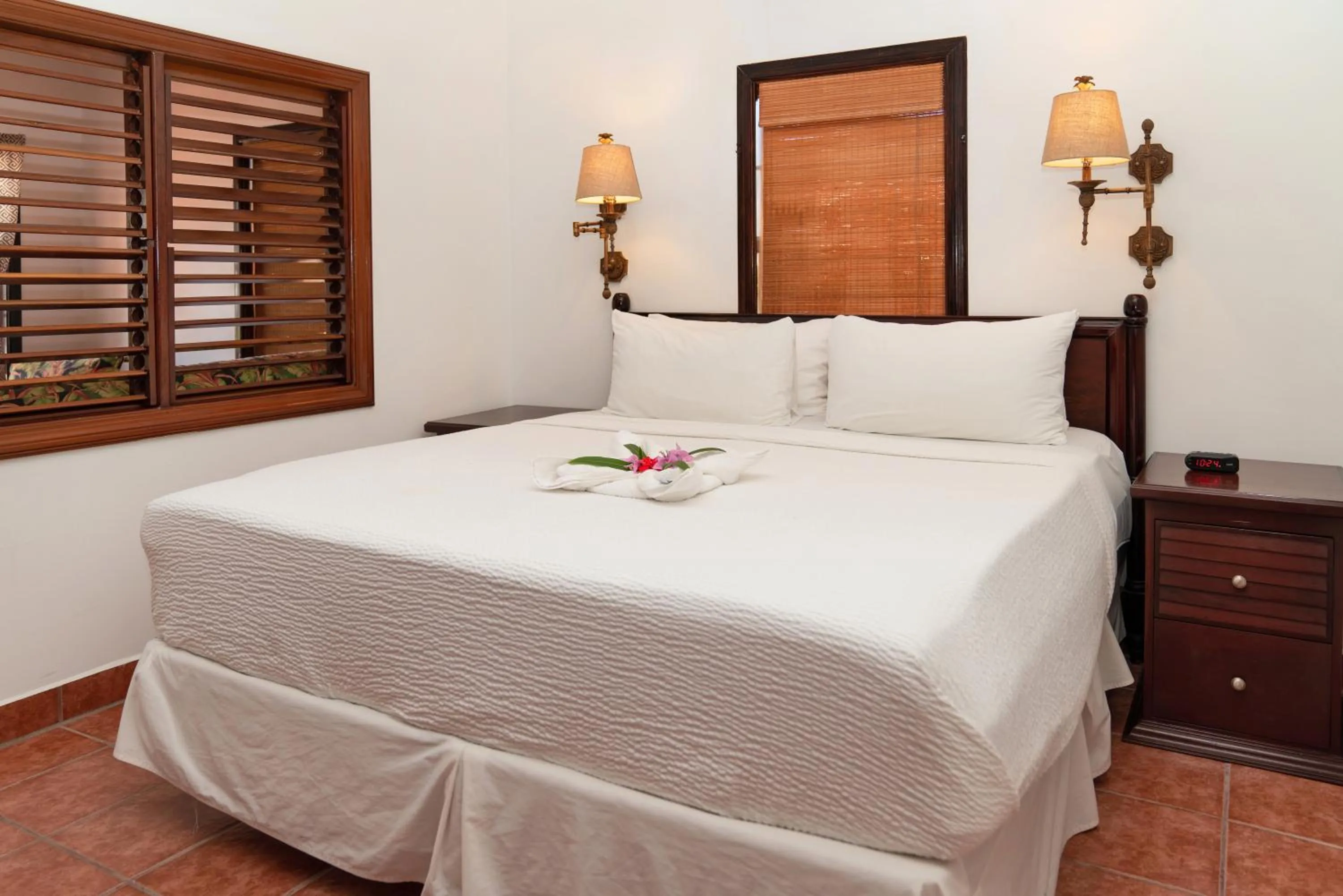 Bed in X'tan Ha- The Waterfront